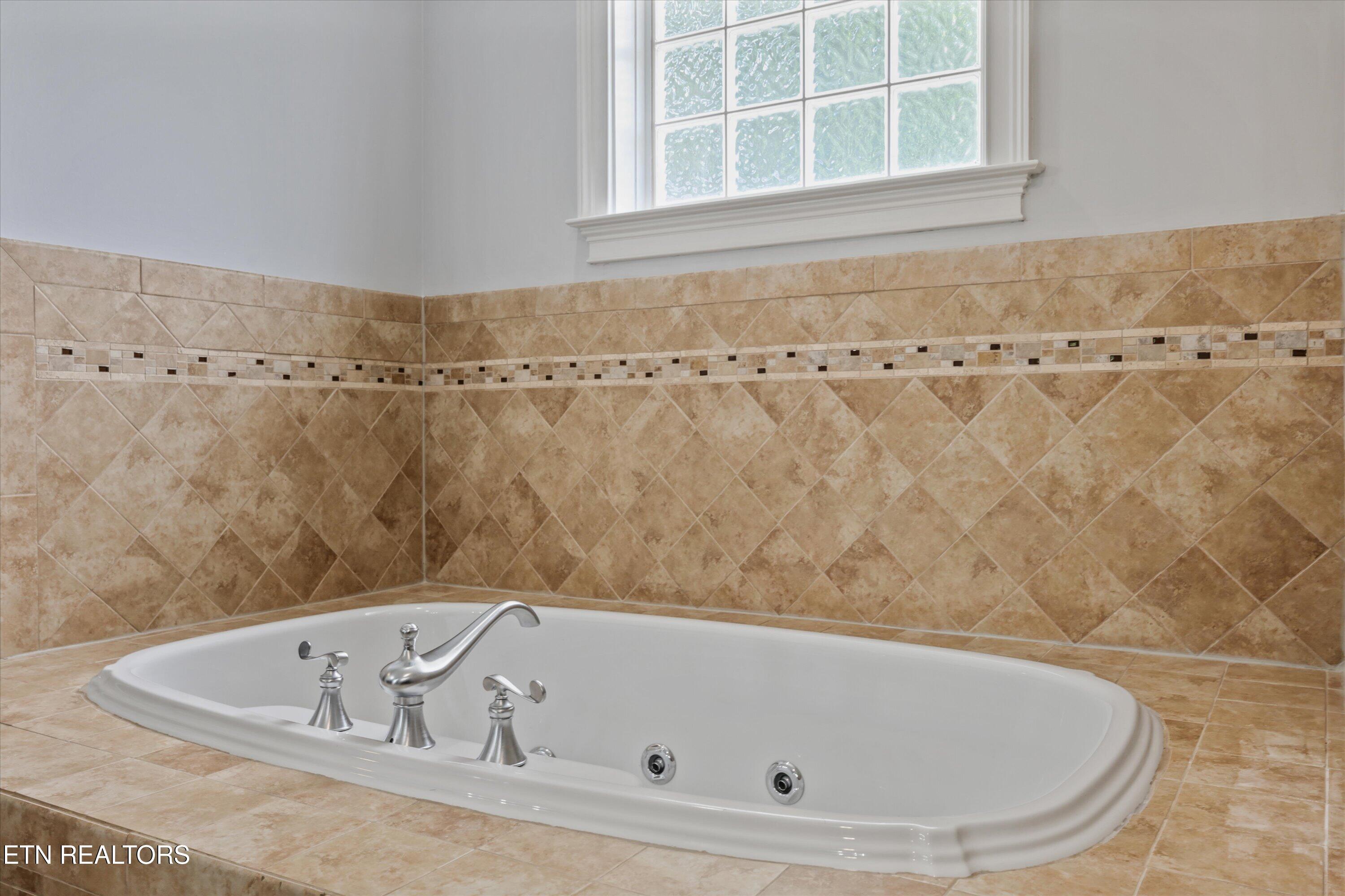 1314 Belleau Drive Maryville TN 37804