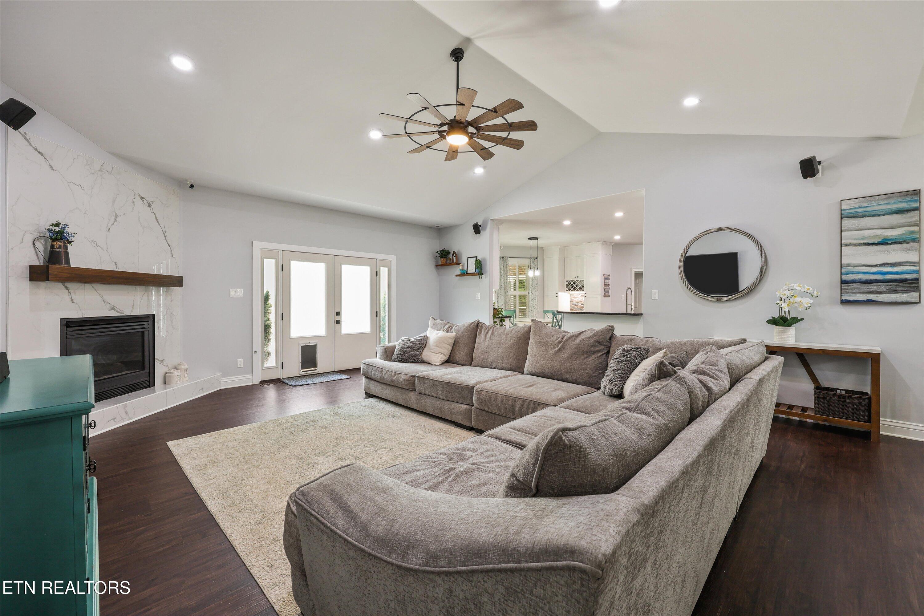 1314 Belleau Drive Maryville TN 37804