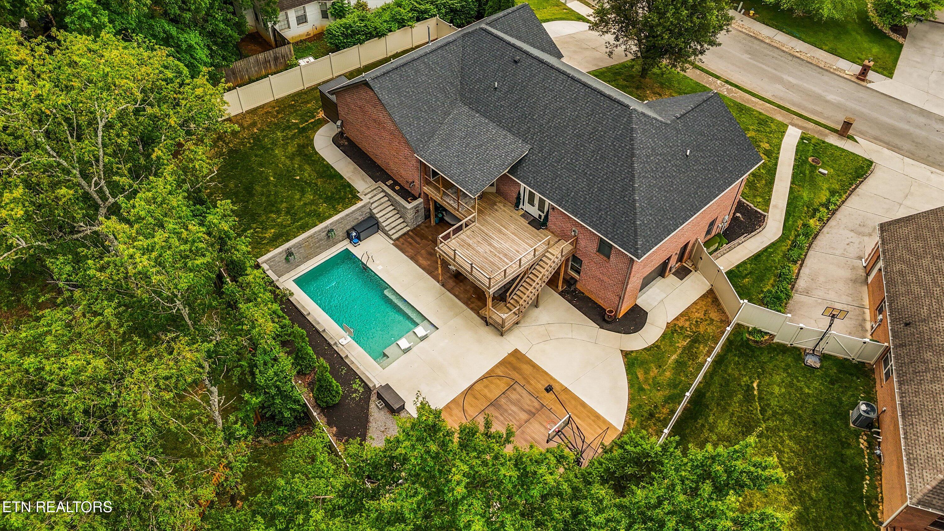 1314 Belleau Drive Maryville TN 37804