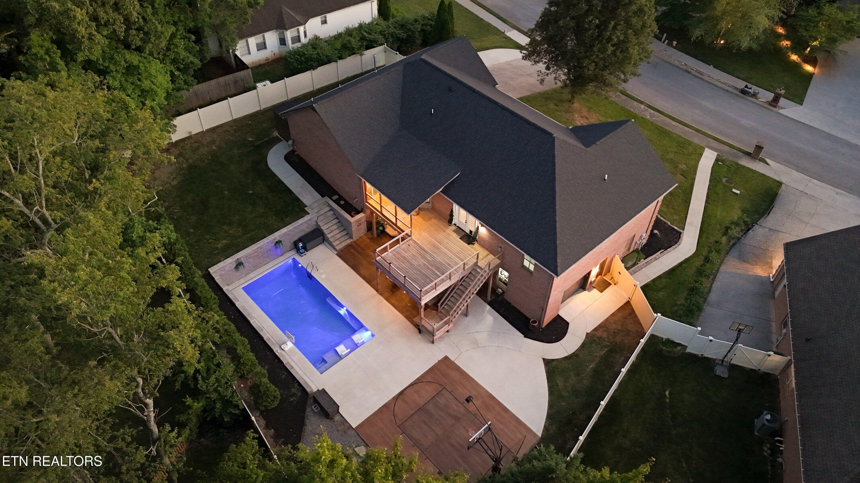 1314 Belleau Drive Maryville TN 37804