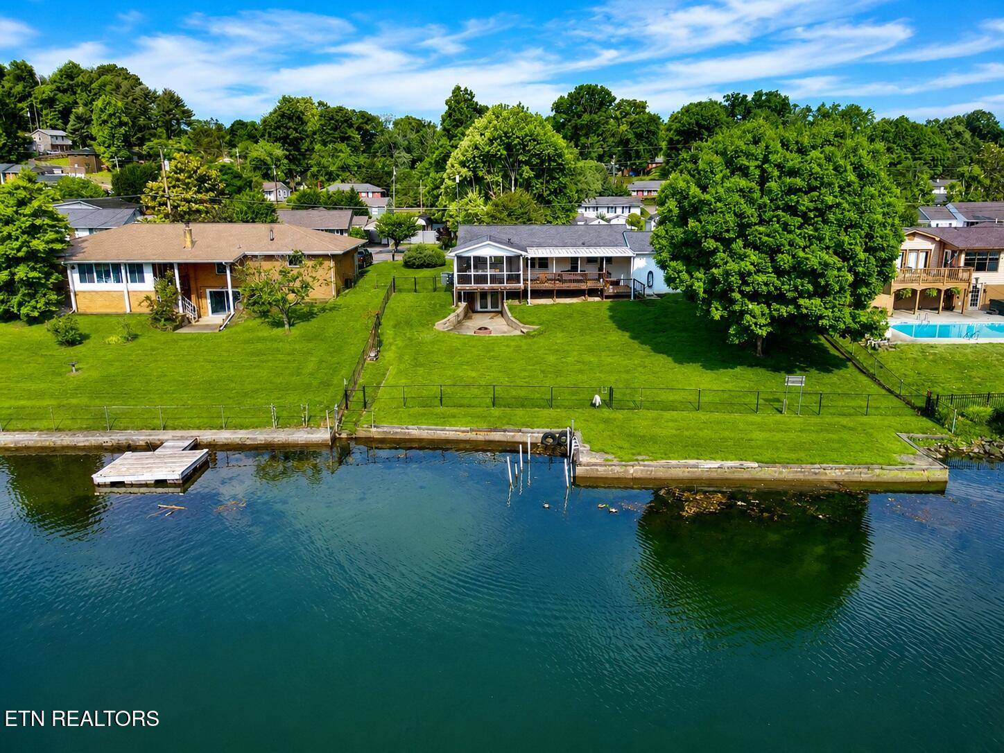 408 Riverside Drive Clinton TN 37716