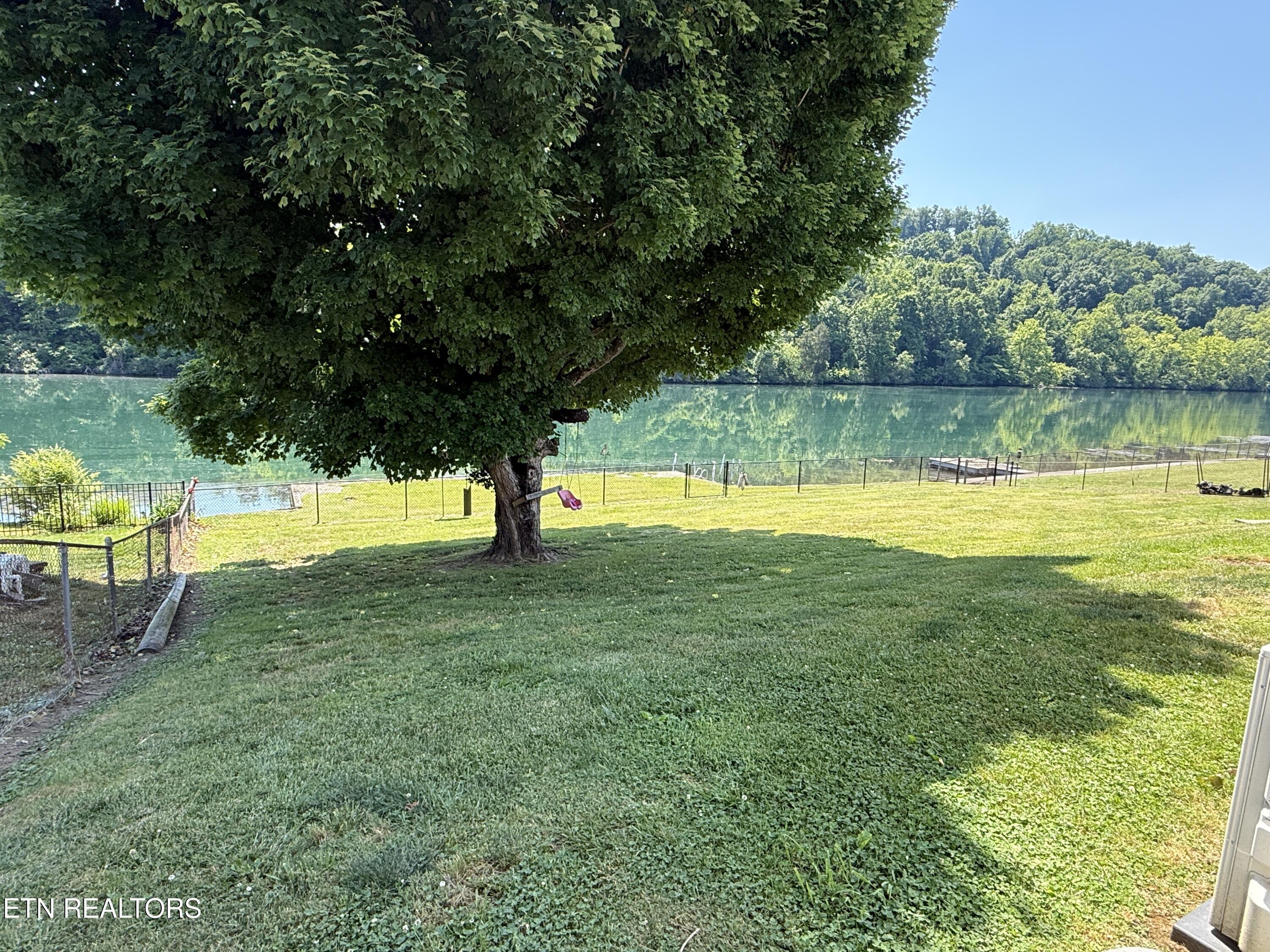 408 Riverside Drive Clinton TN 37716