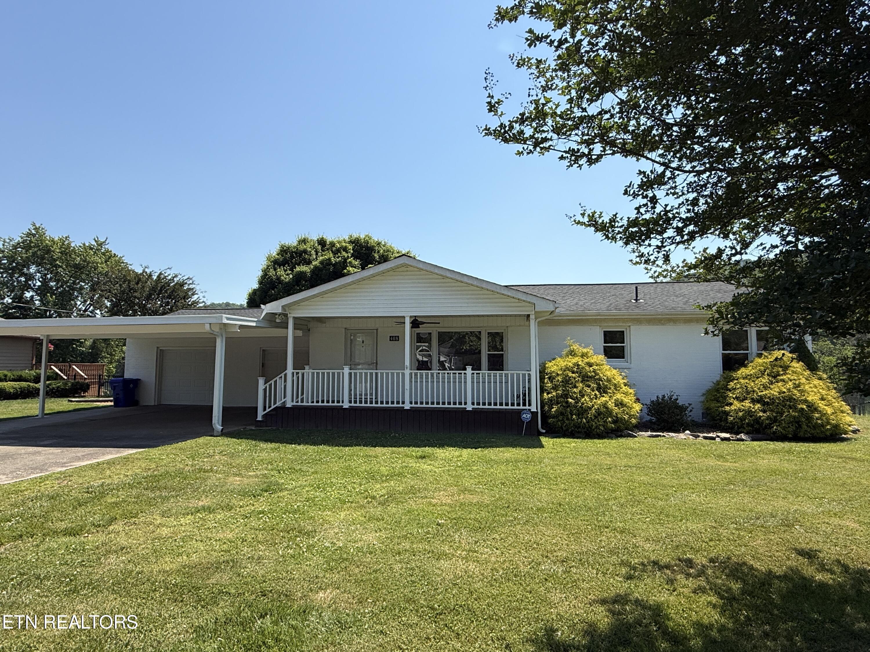 408 Riverside Drive Clinton TN 37716