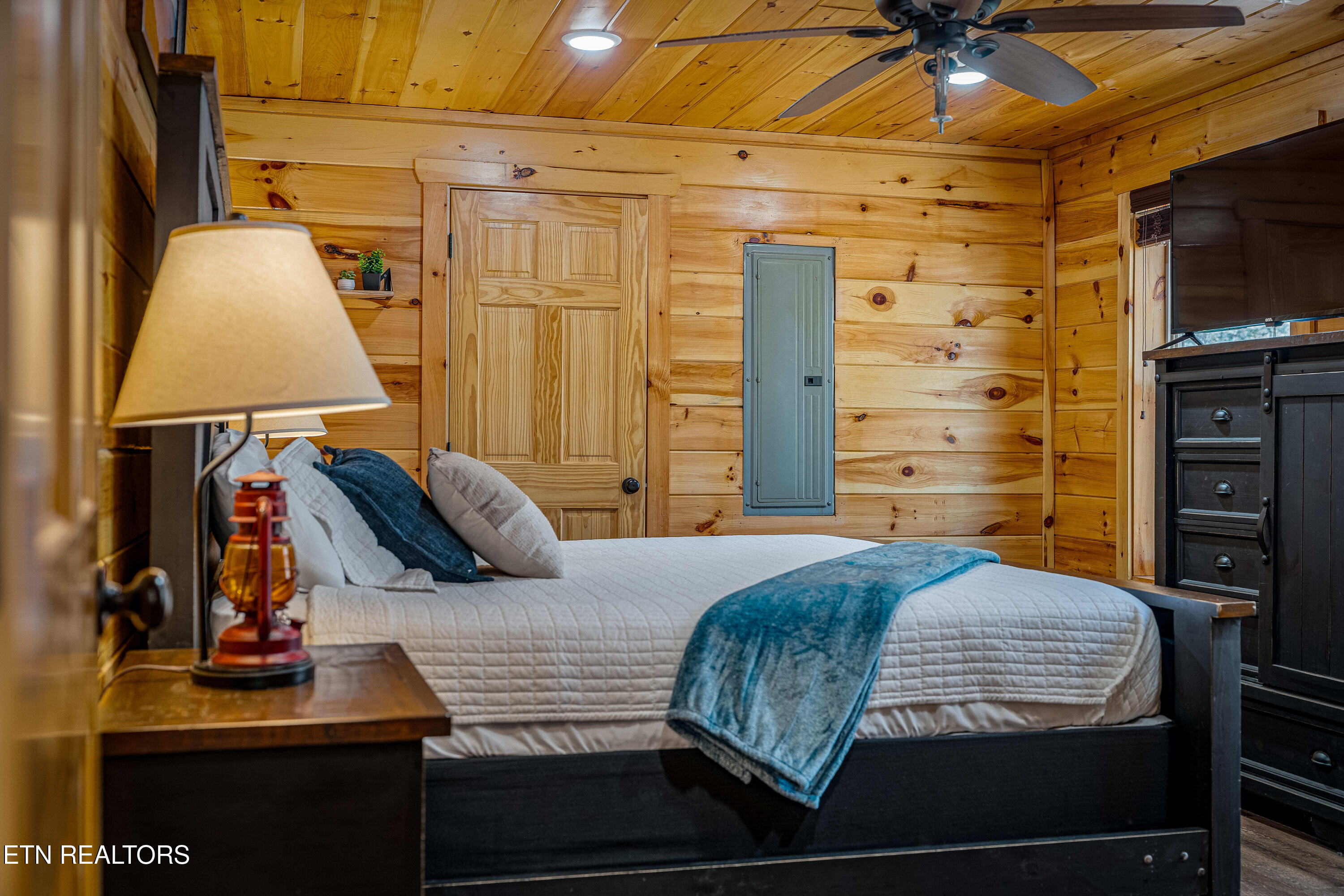 1610 Jobey Green Hollow Road Sevierville TN 37876