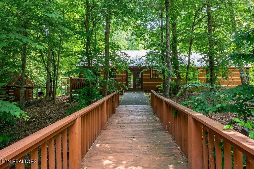 1610 Jobey Green Hollow Road Sevierville TN 37876