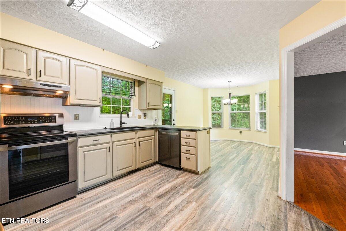 153 Autumn Drive Clinton TN 37716