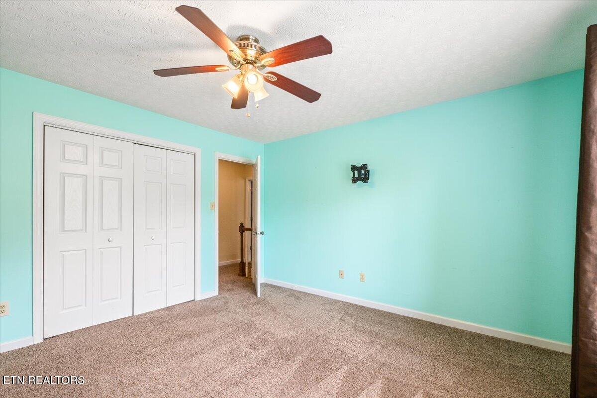 153 Autumn Drive Clinton TN 37716