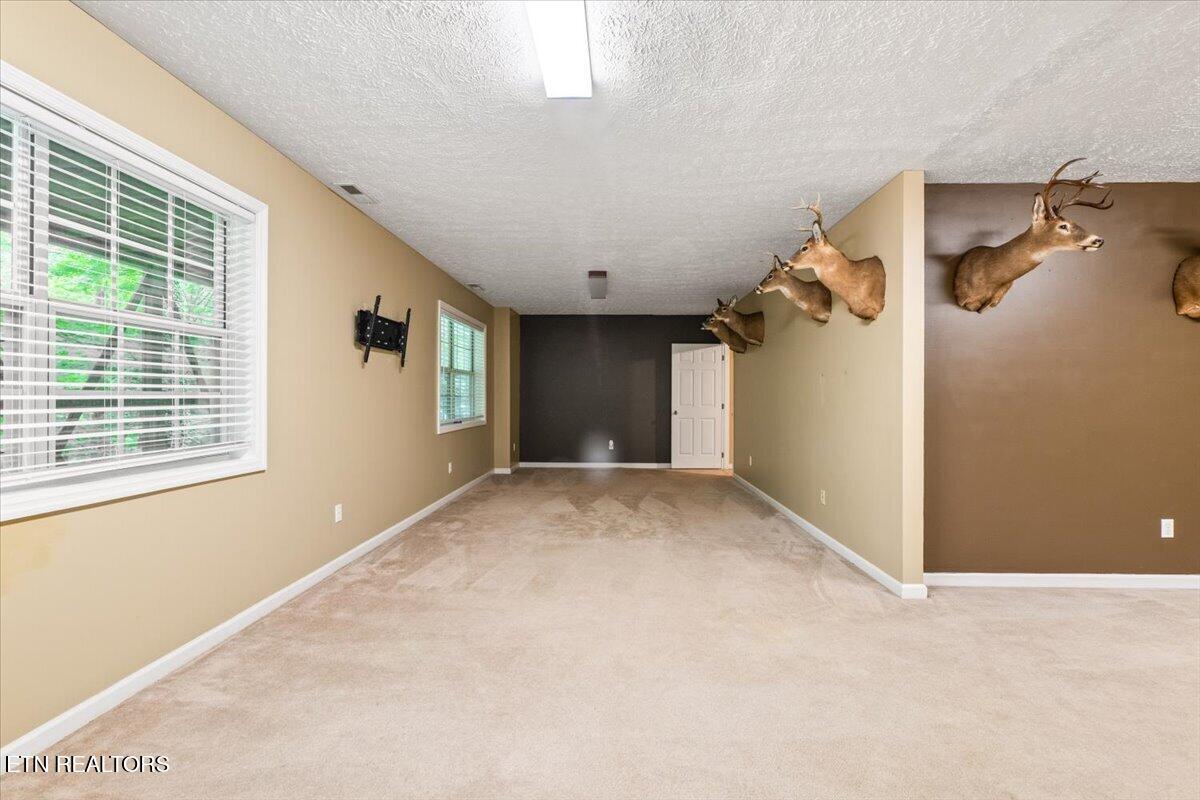 153 Autumn Drive Clinton TN 37716