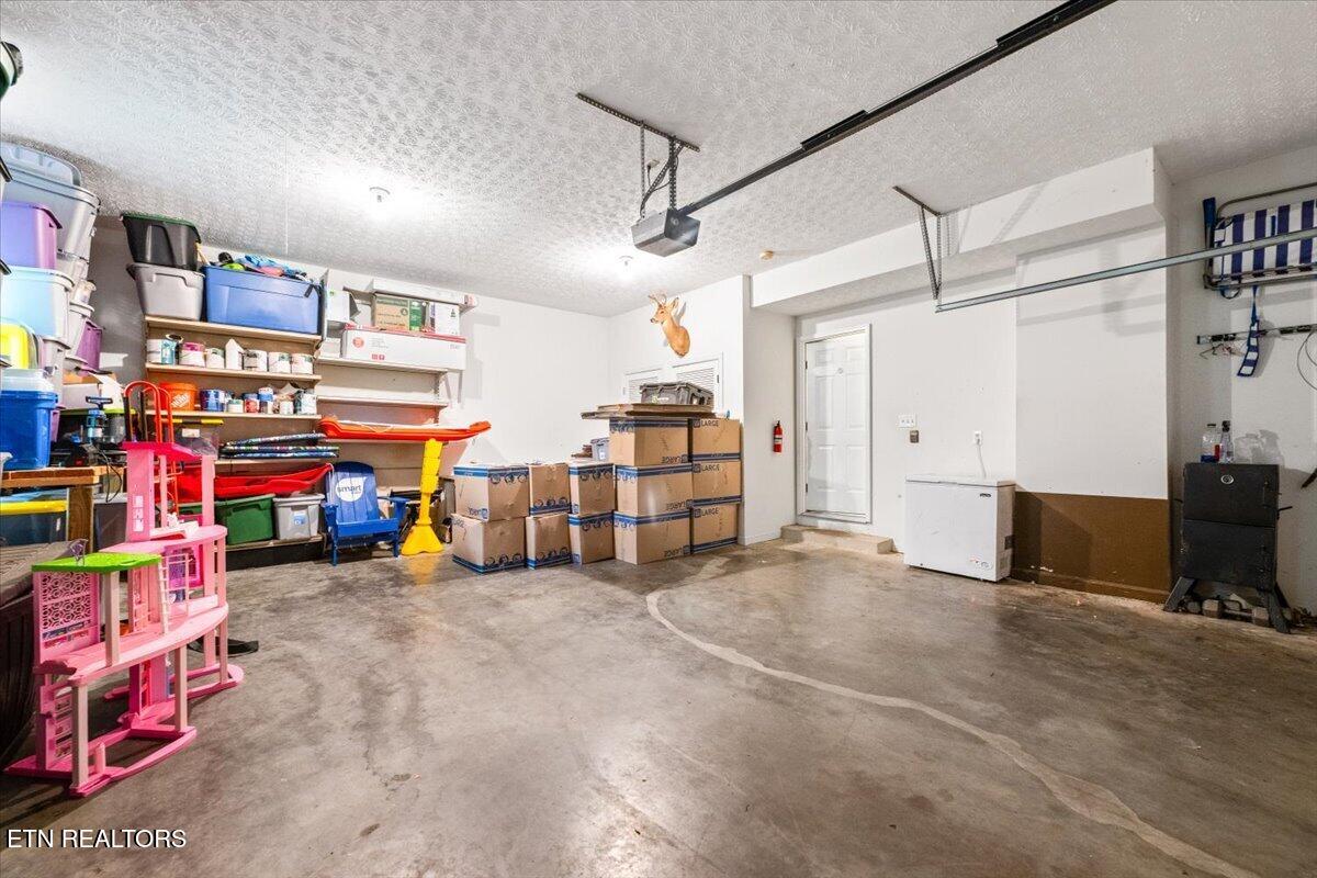 153 Autumn Drive Clinton TN 37716