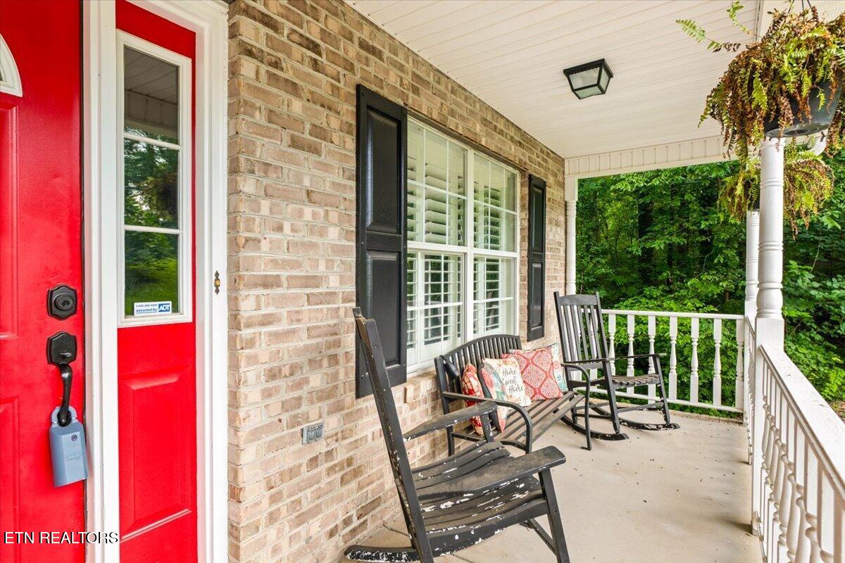 153 Autumn Drive Clinton TN 37716