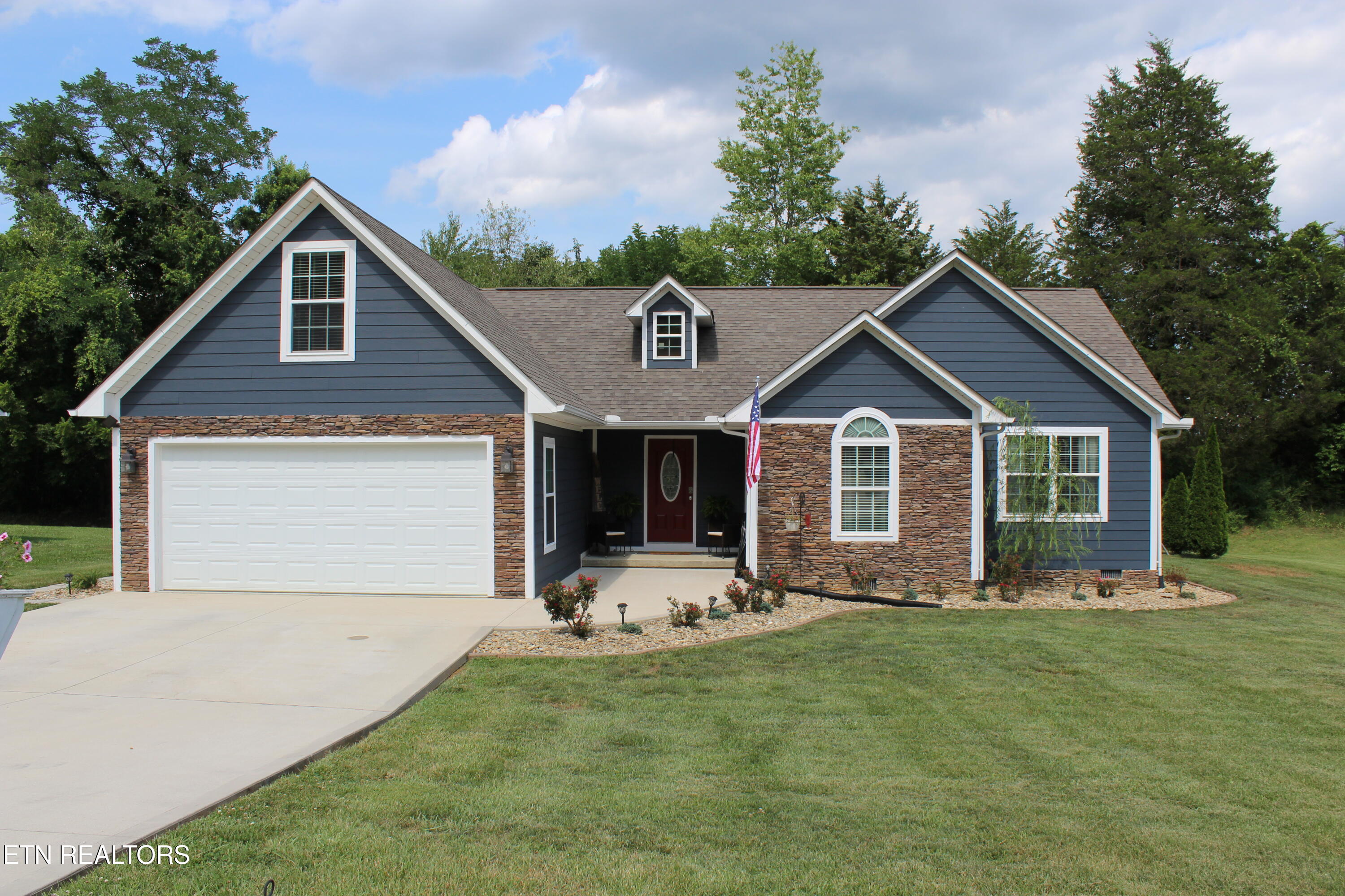 120 Judge Asbury Court Jacksboro TN 37757