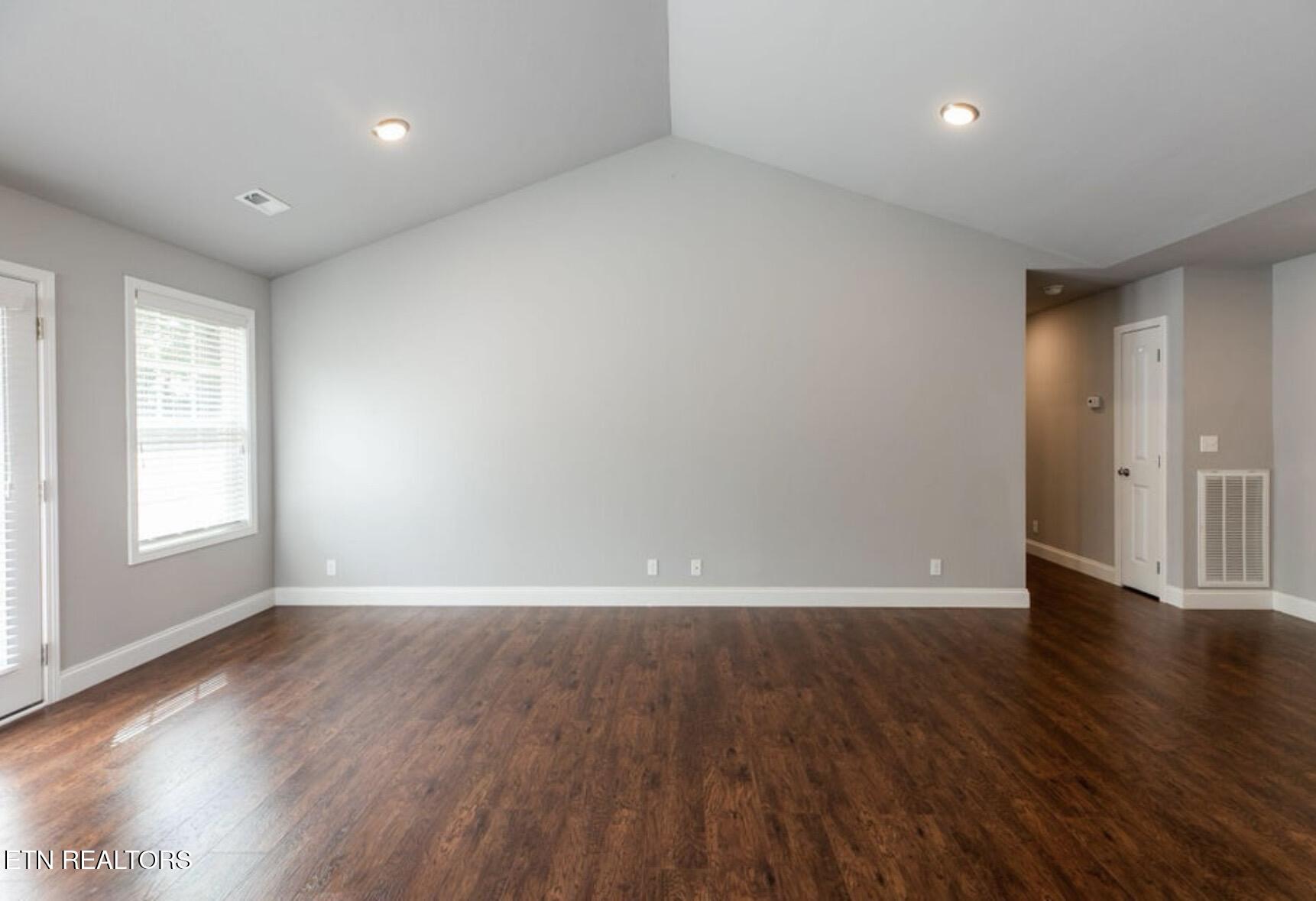 120 Judge Asbury Court Jacksboro TN 37757