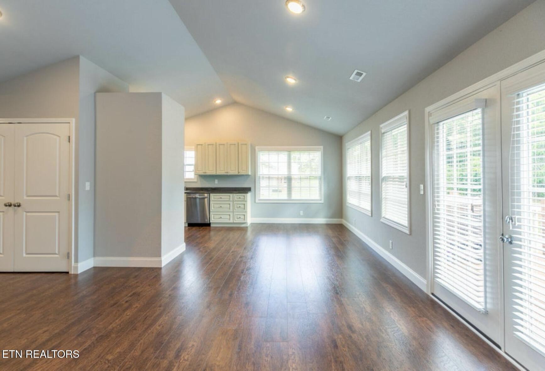 120 Judge Asbury Court Jacksboro TN 37757