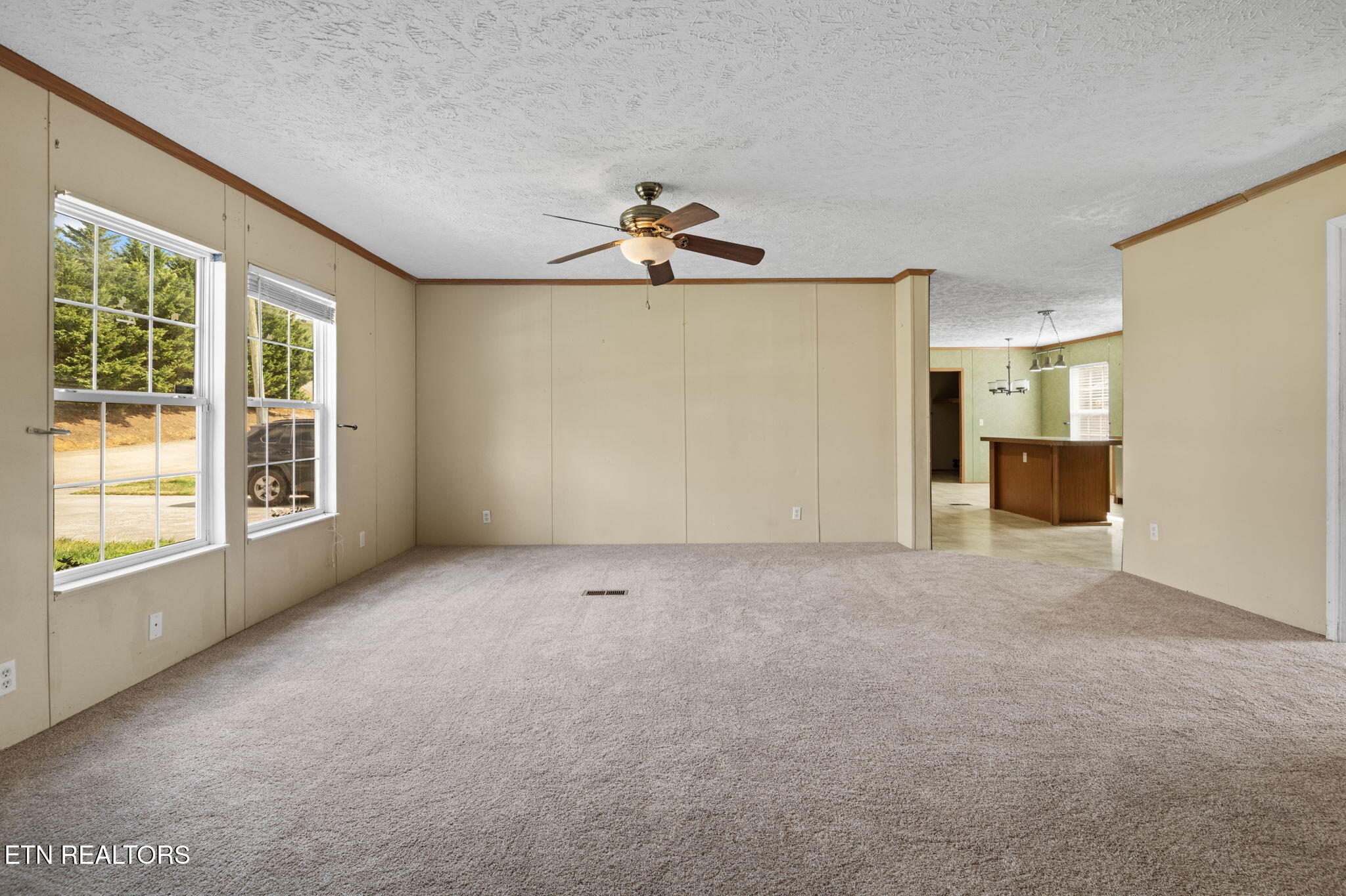 902 Oak Village Court Dandridge TN 37725