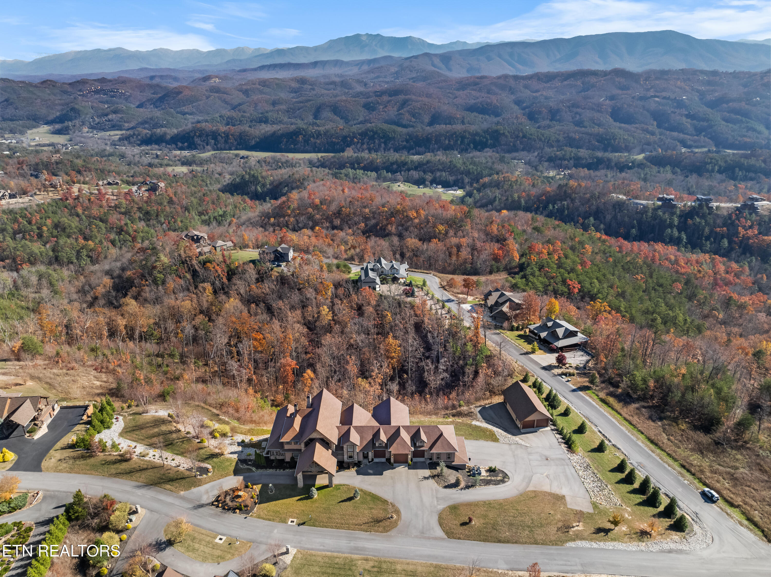 3035 Smoky Bluff Trail Sevierville TN 37862