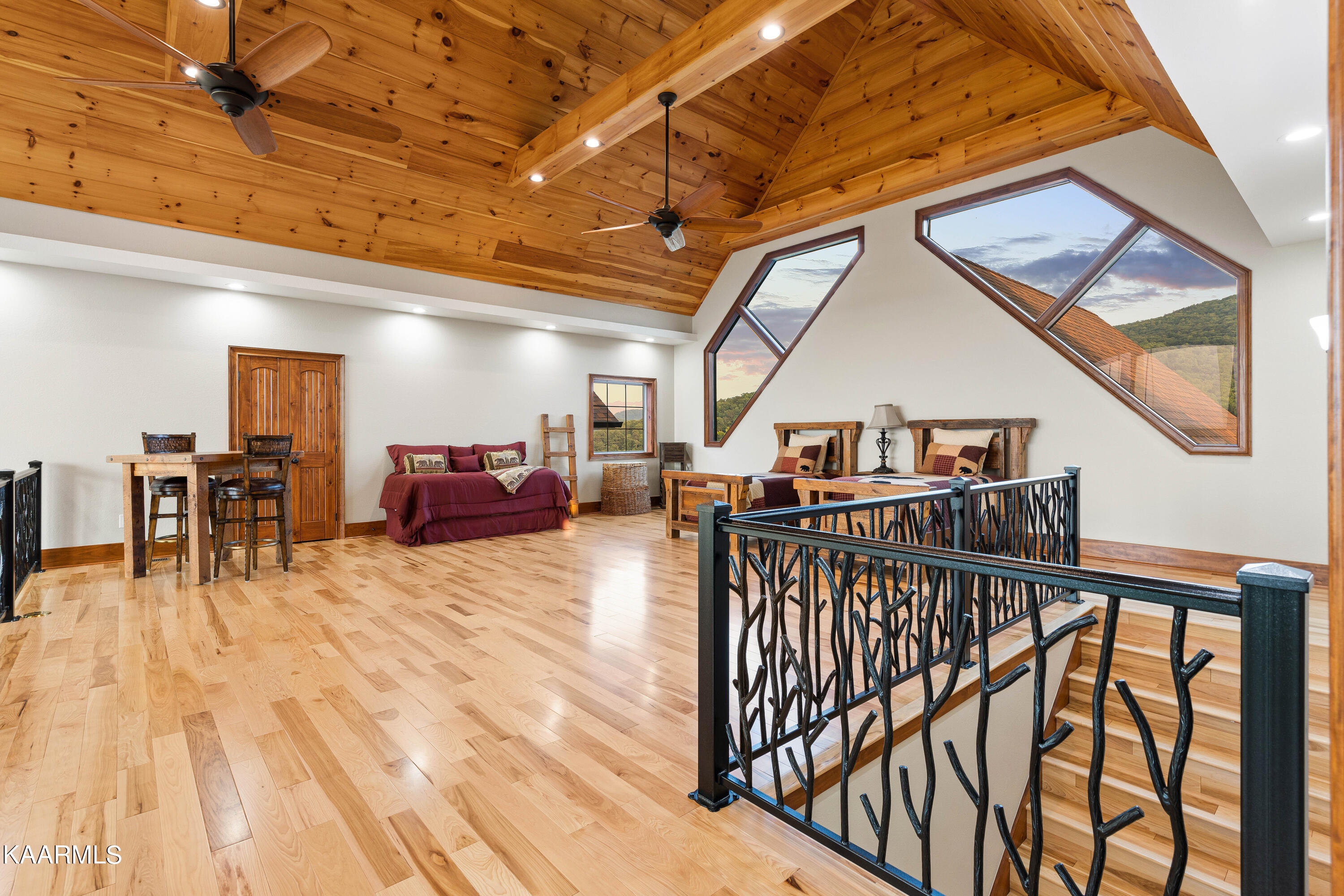 3035 Smoky Bluff Trail Sevierville TN 37862
