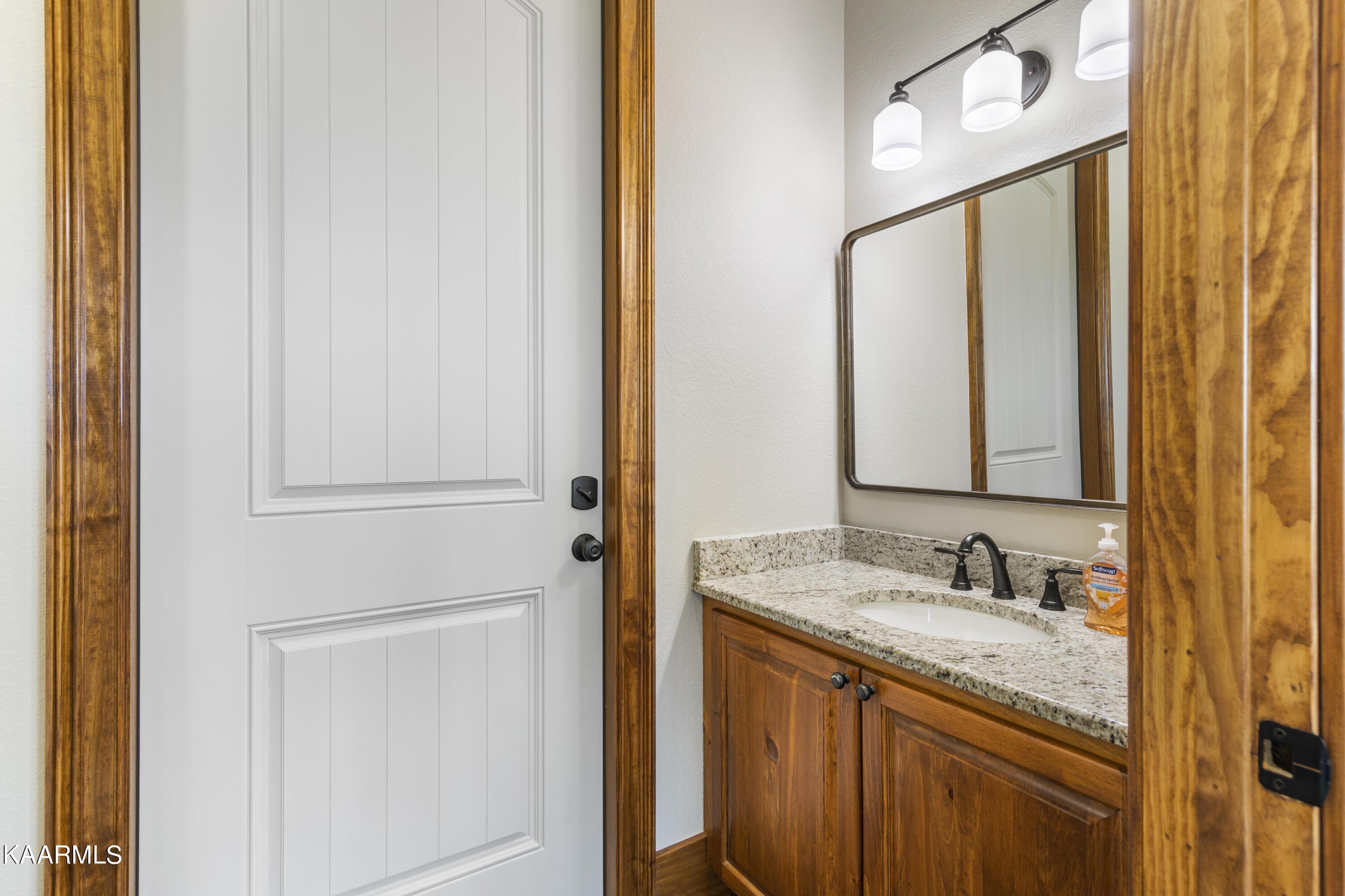 3035 Smoky Bluff Trail Sevierville TN 37862