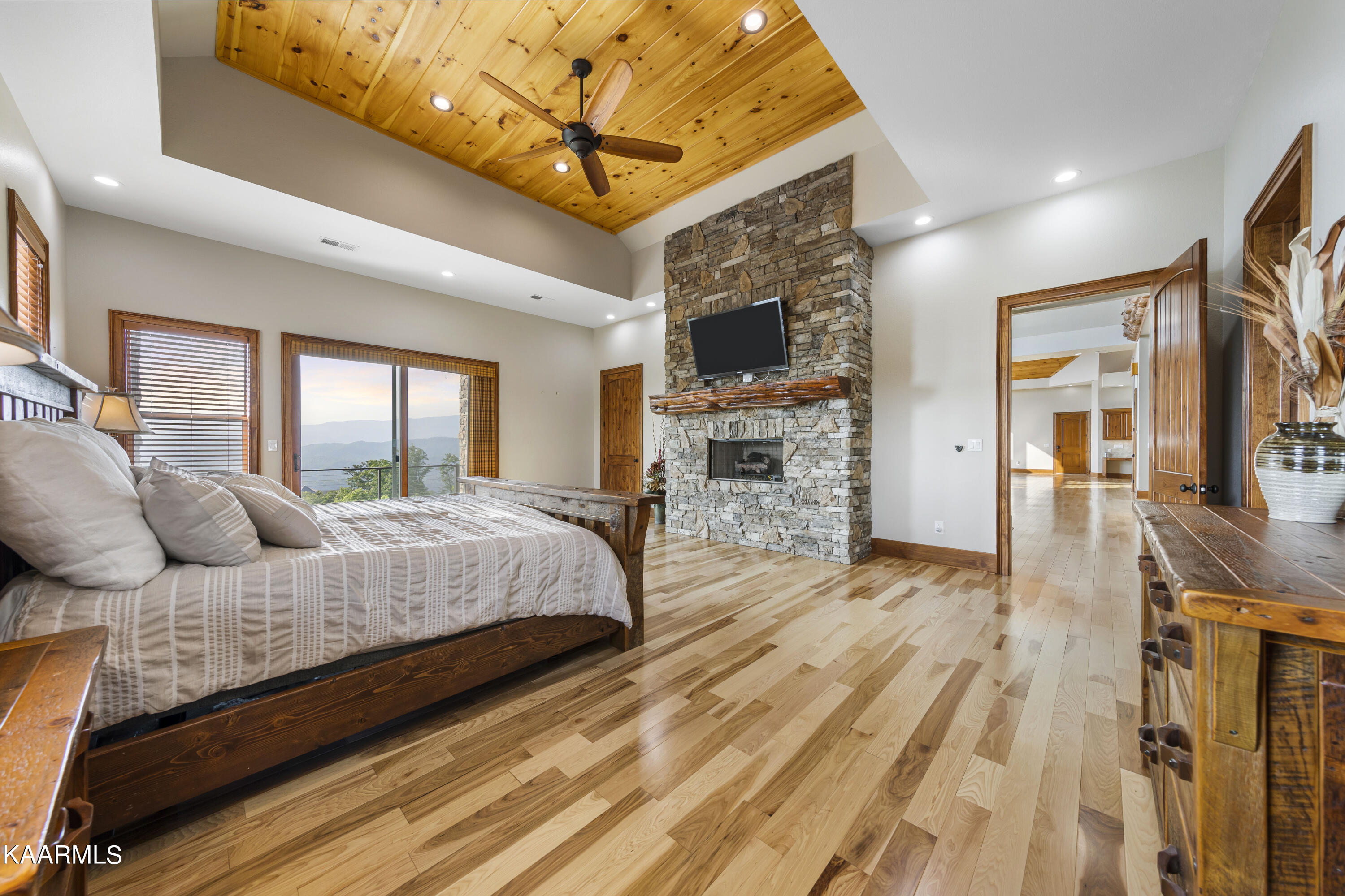 3035 Smoky Bluff Trail Sevierville TN 37862