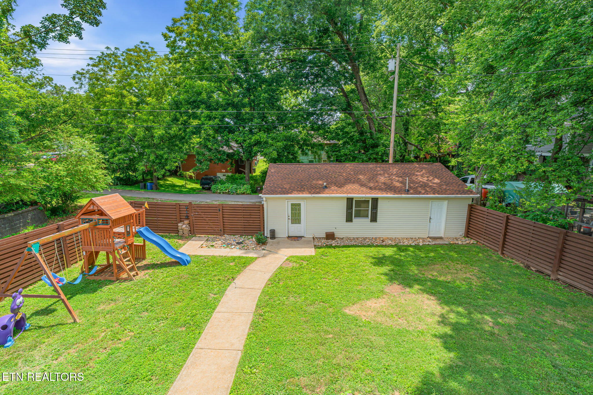 306 Kingston Street Lenoir City TN 37771