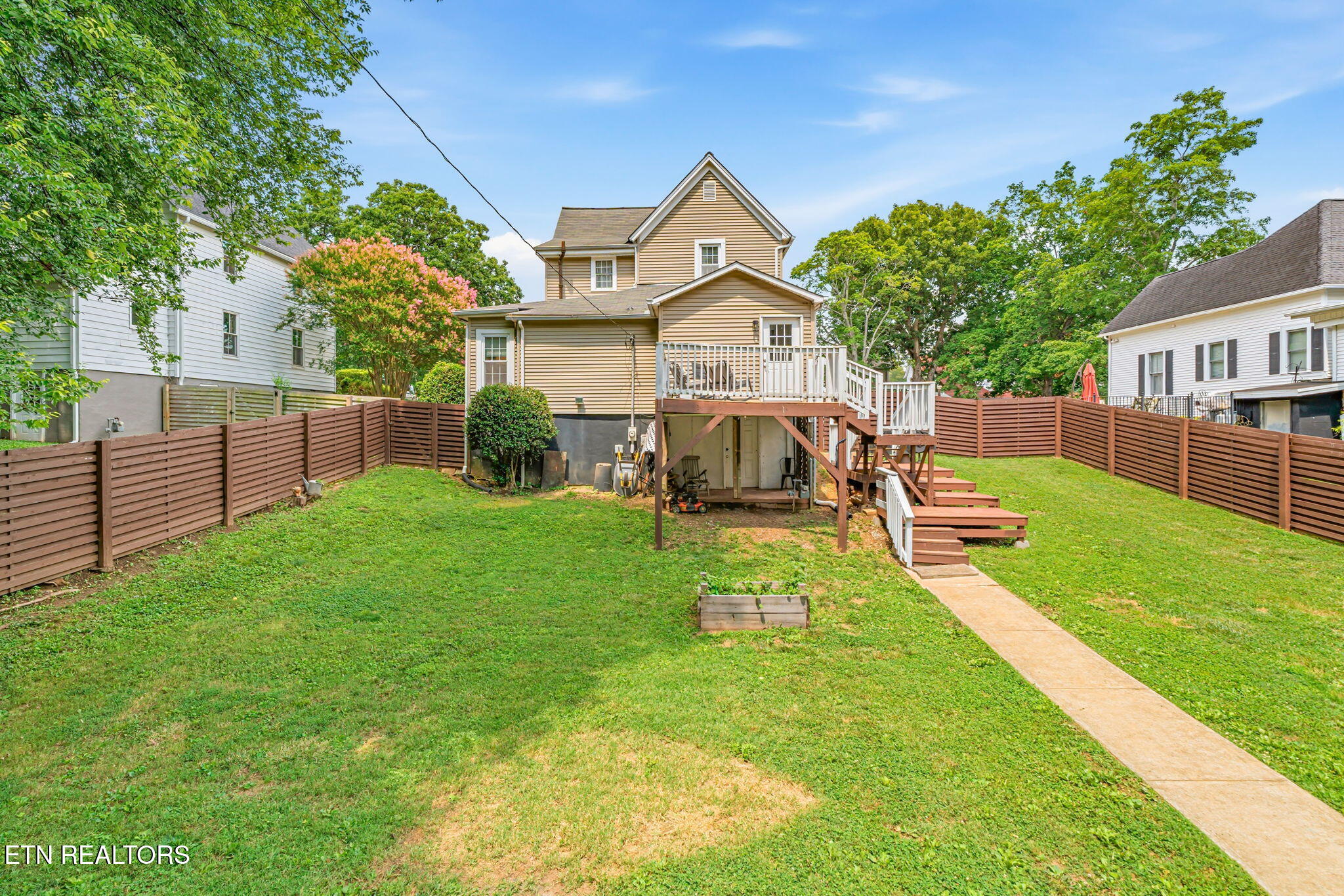 306 Kingston Street Lenoir City TN 37771