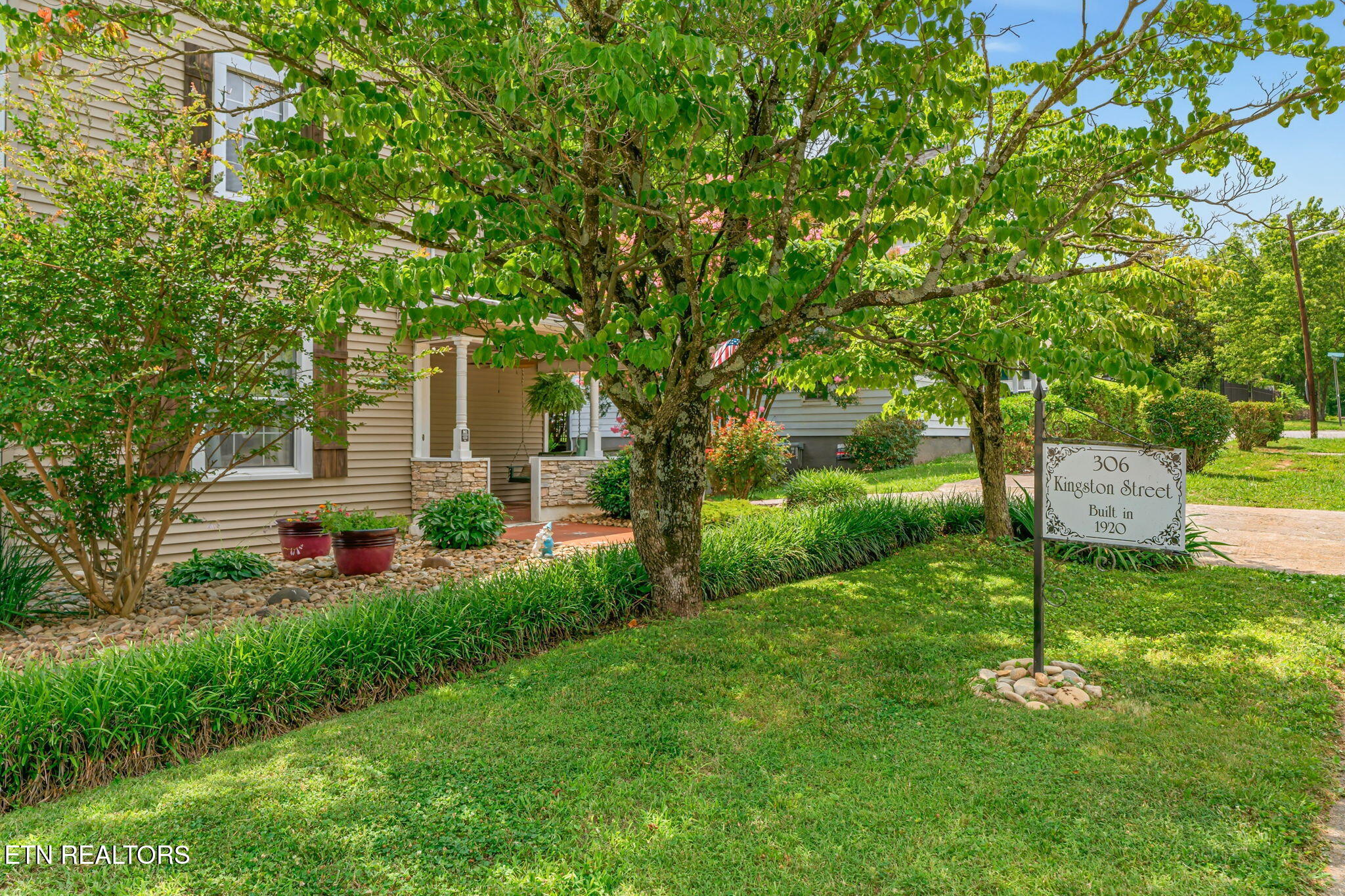 306 Kingston Street Lenoir City TN 37771