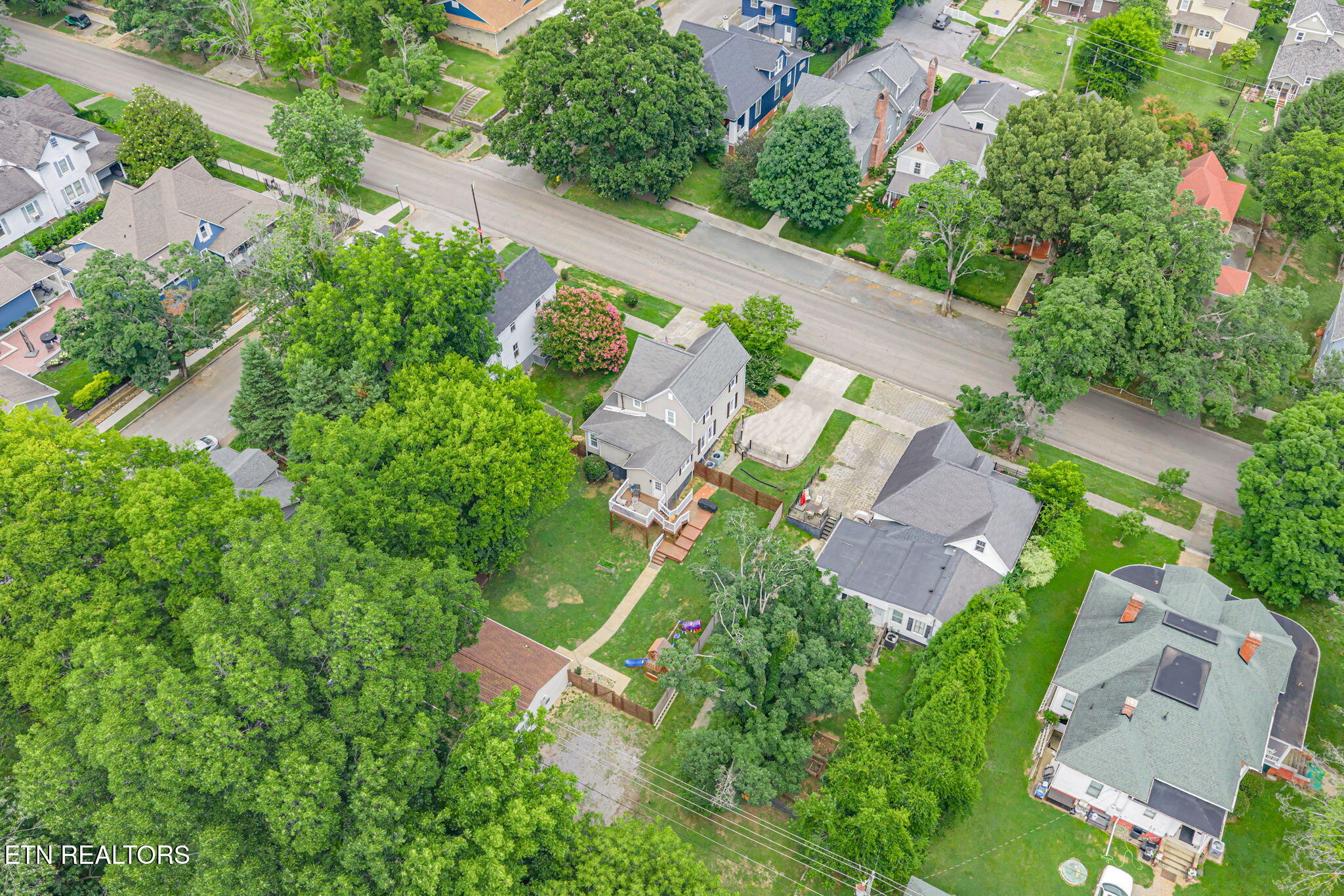 306 Kingston Street Lenoir City TN 37771
