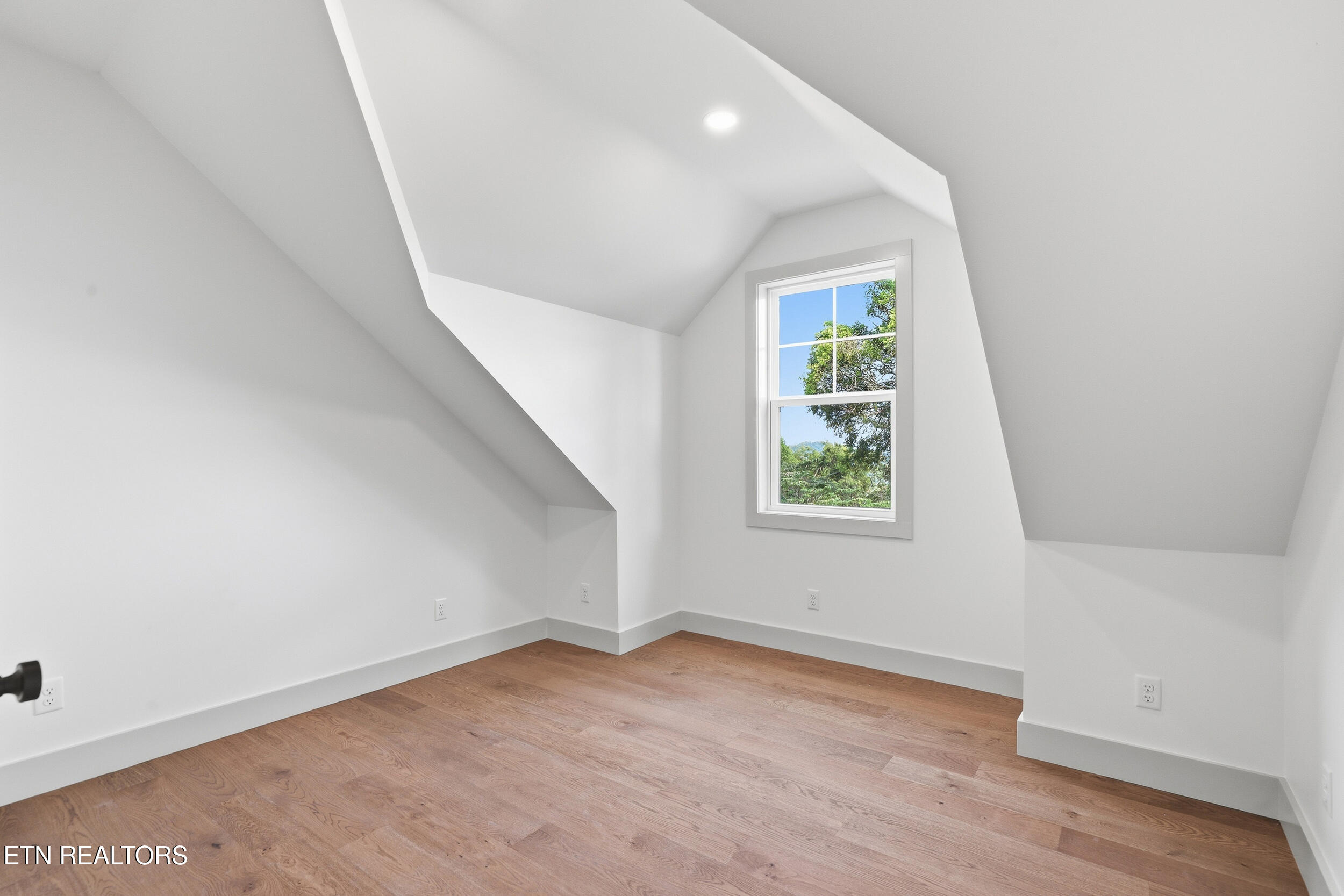 1873 Prospect Place Knoxville TN 37915
