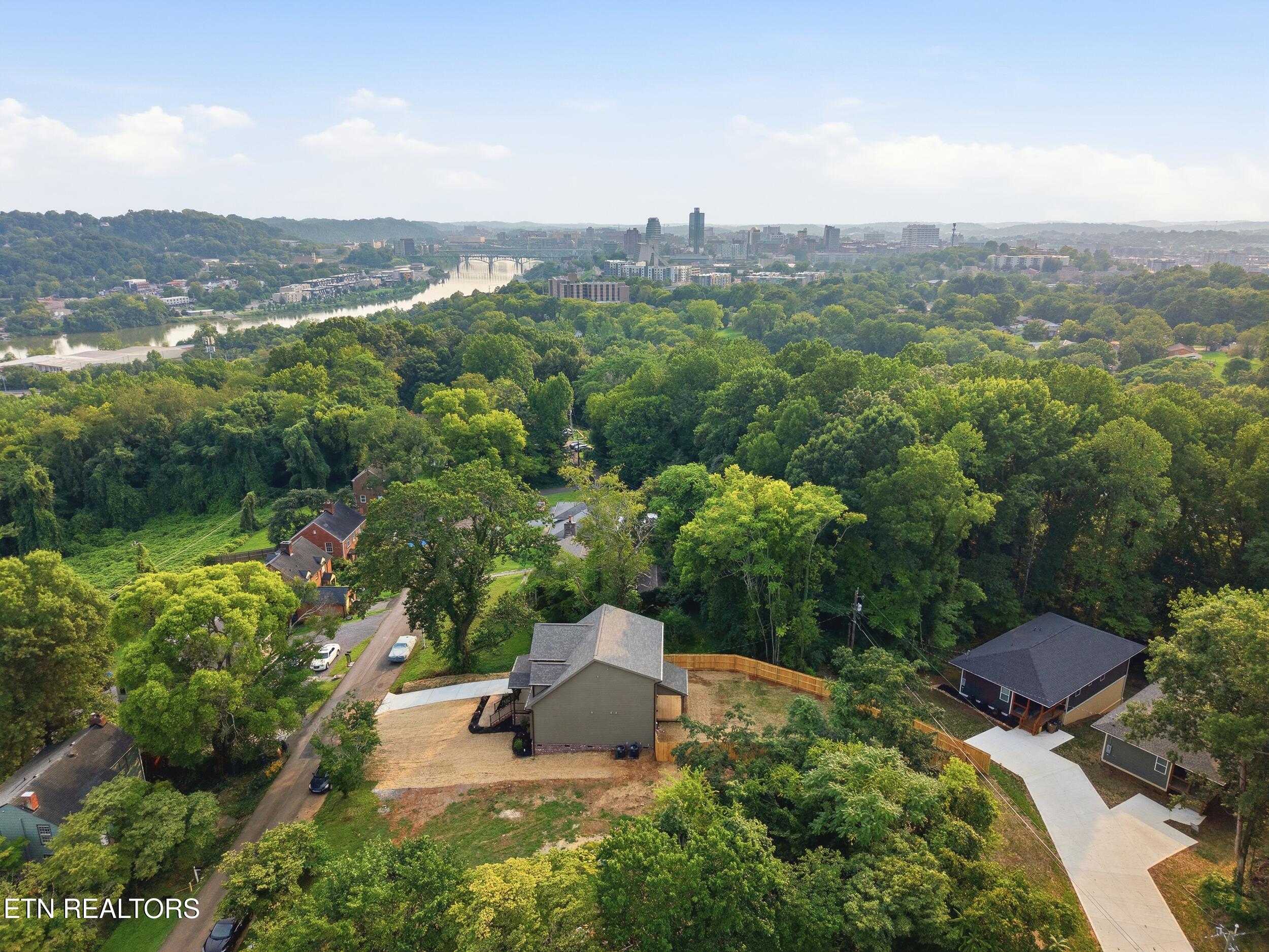 1873 Prospect Place Knoxville TN 37915