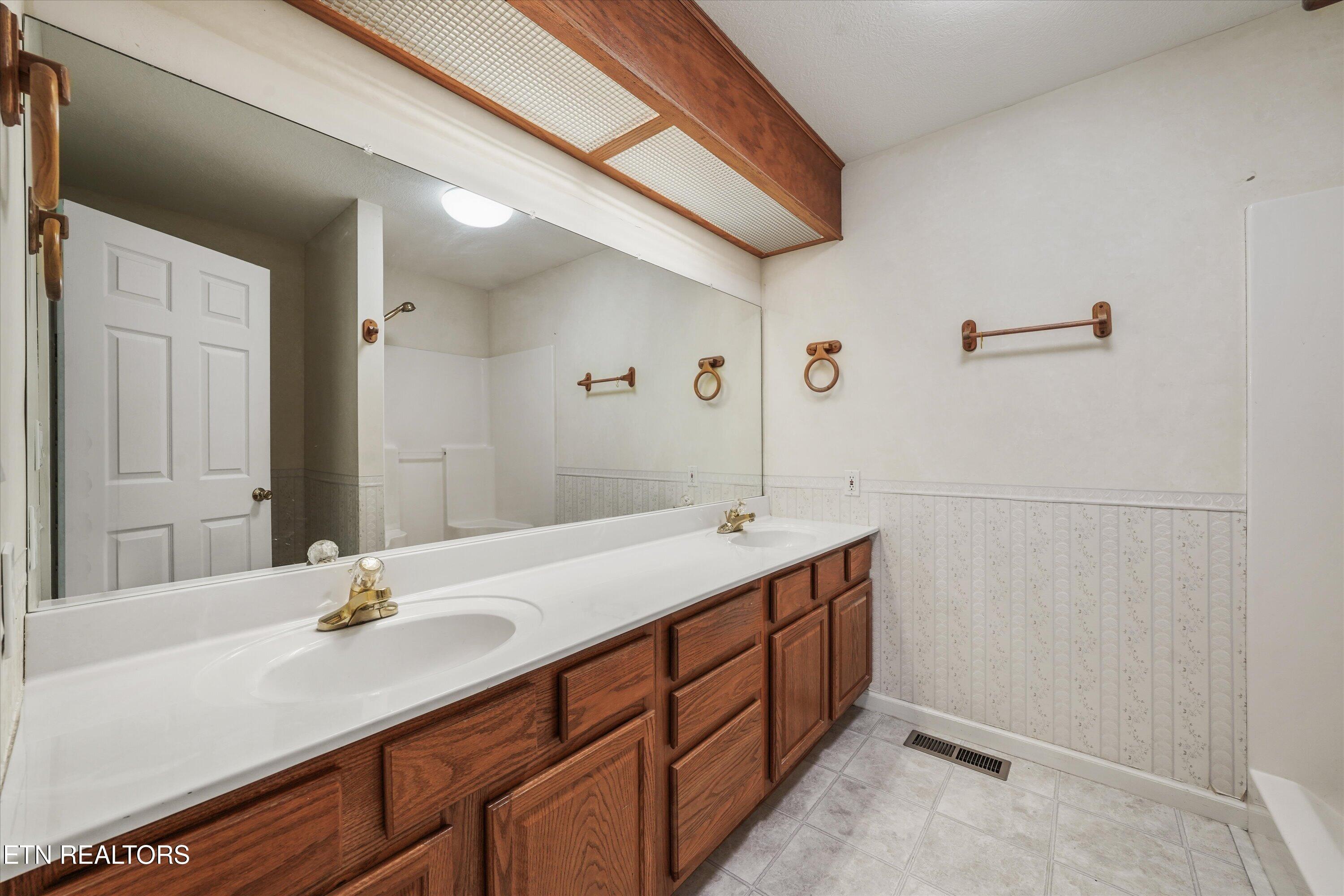 1935 Old Newport Highway Sevierville TN 37876