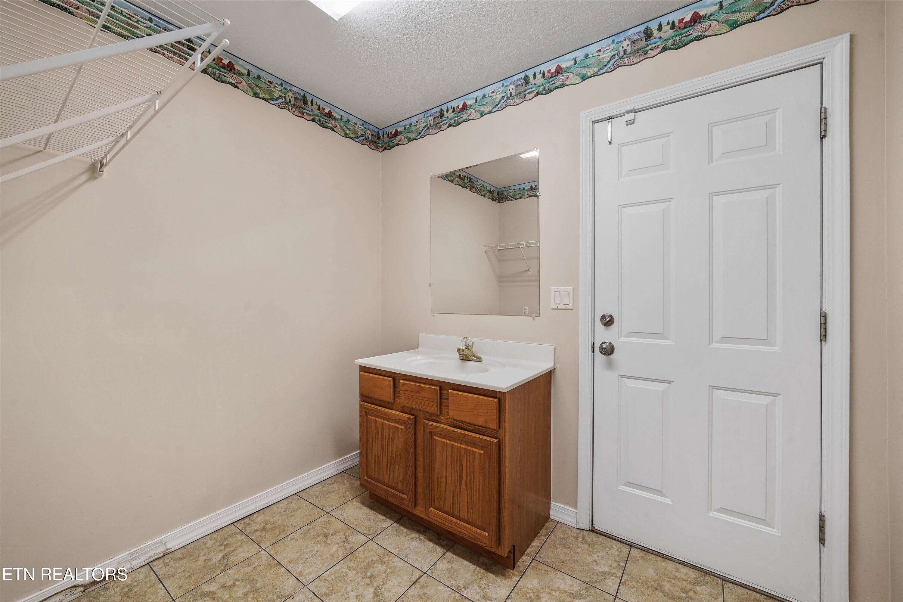 1935 Old Newport Highway Sevierville TN 37876