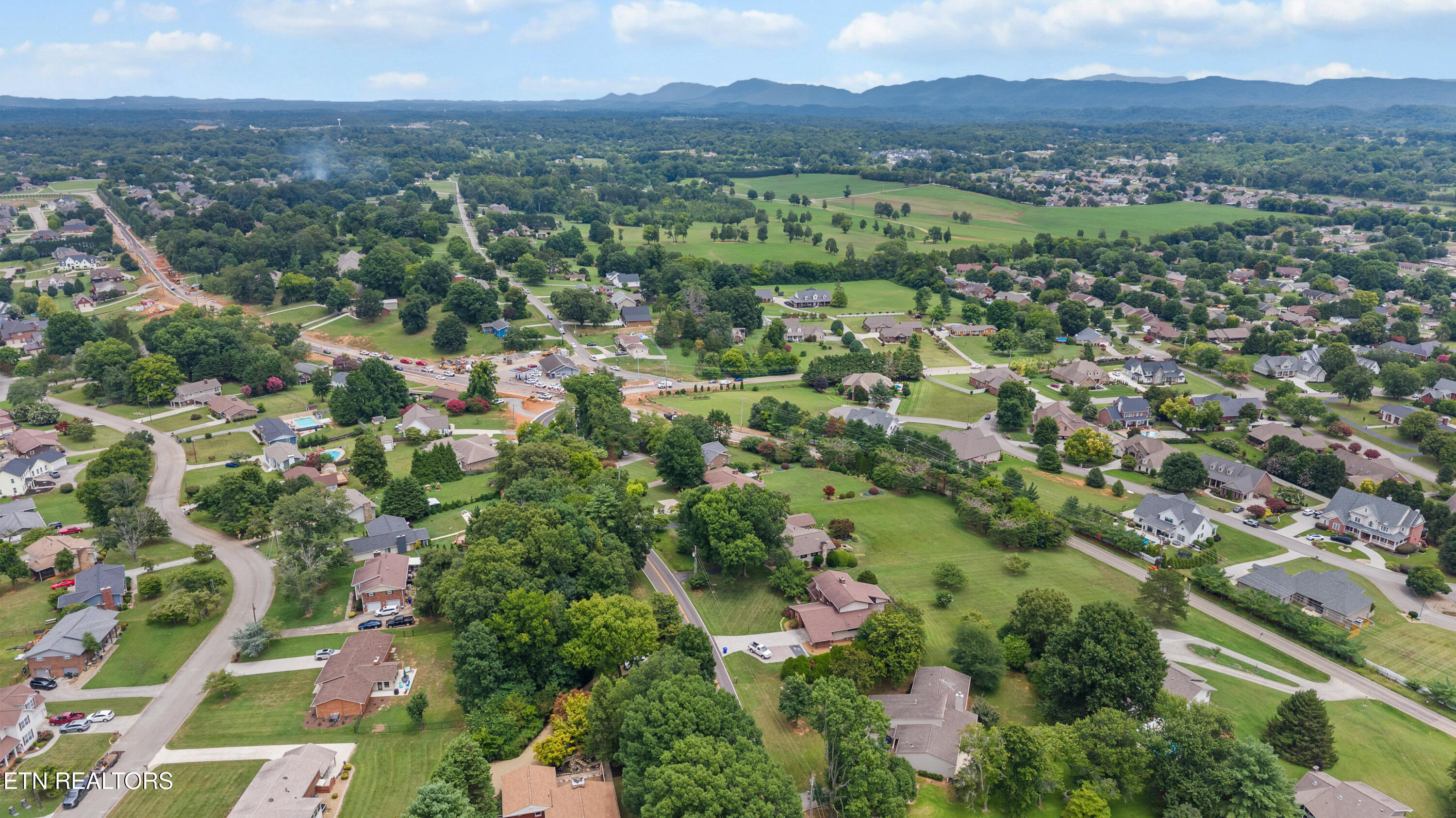 1022 Peterson Lane Maryville TN 37803
