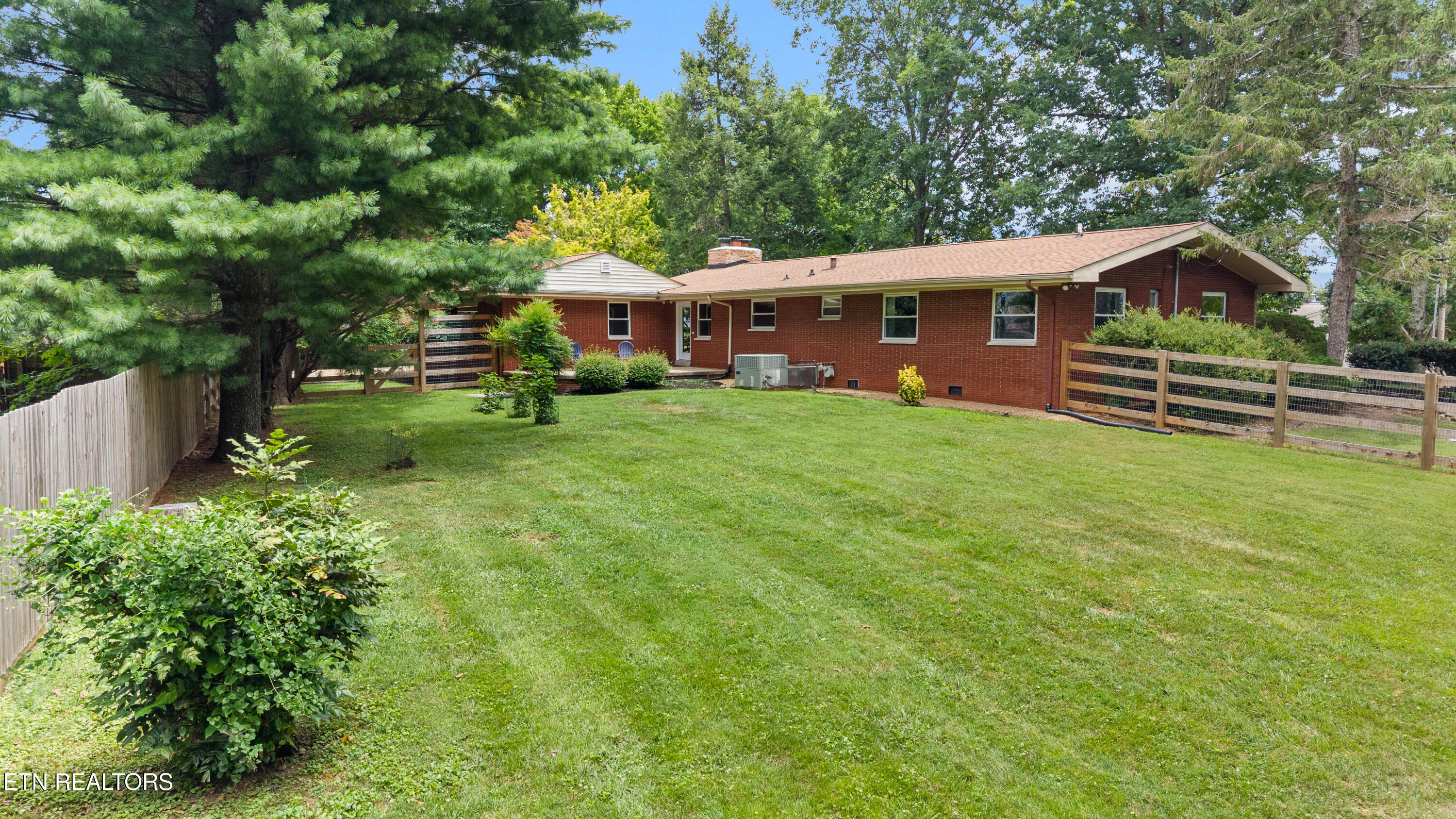 1022 Peterson Lane Maryville TN 37803