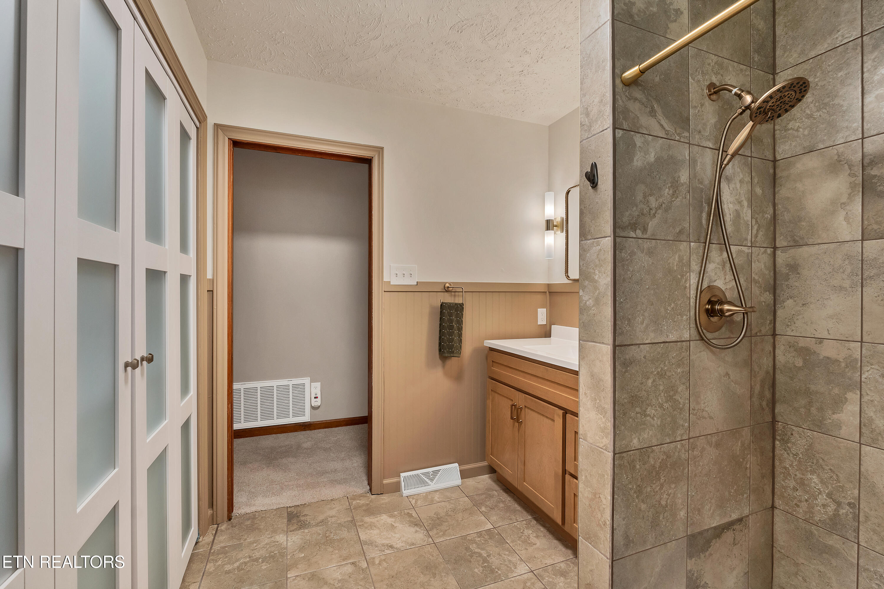 1022 Peterson Lane Maryville TN 37803