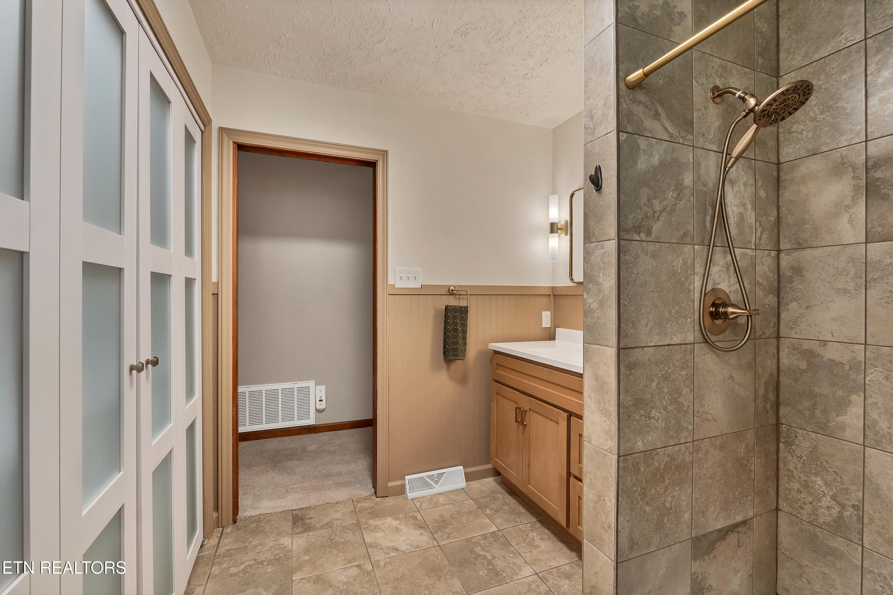 1022 Peterson Lane Maryville TN 37803