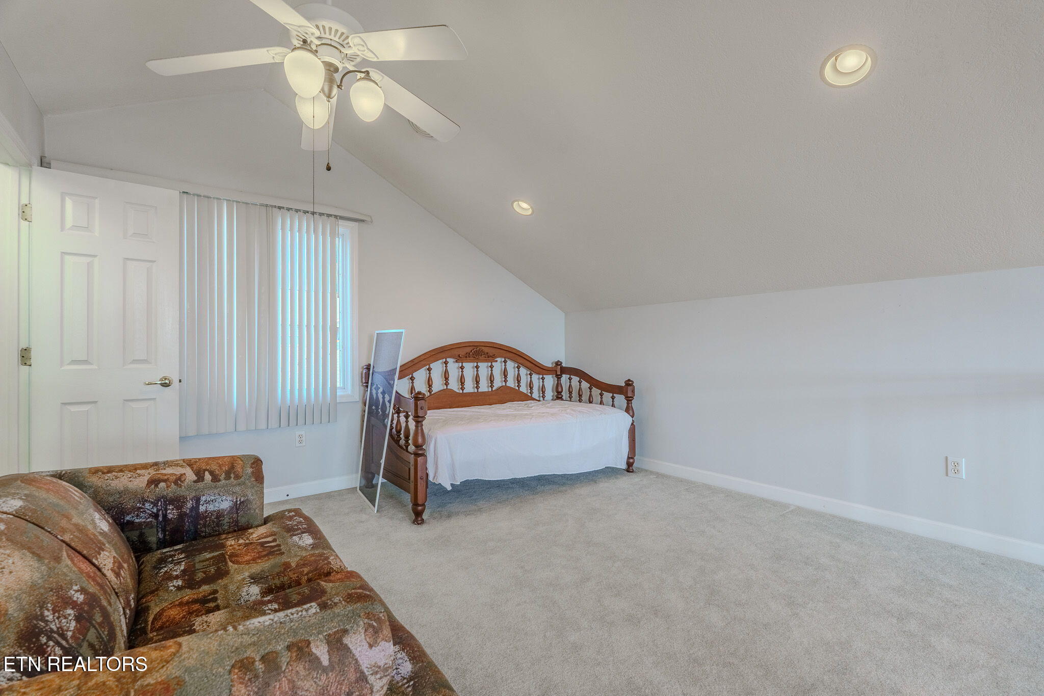 2723 Madison Ridge Sevierville TN 37876