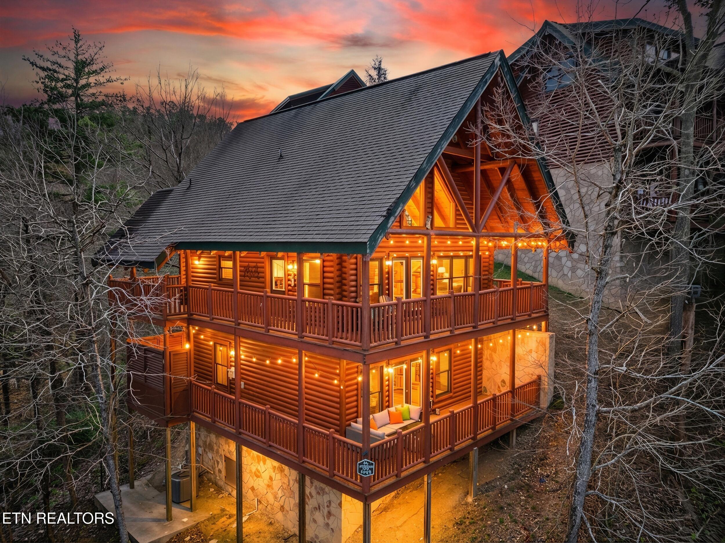 1723 Summit View Way Sevierville TN 37862
