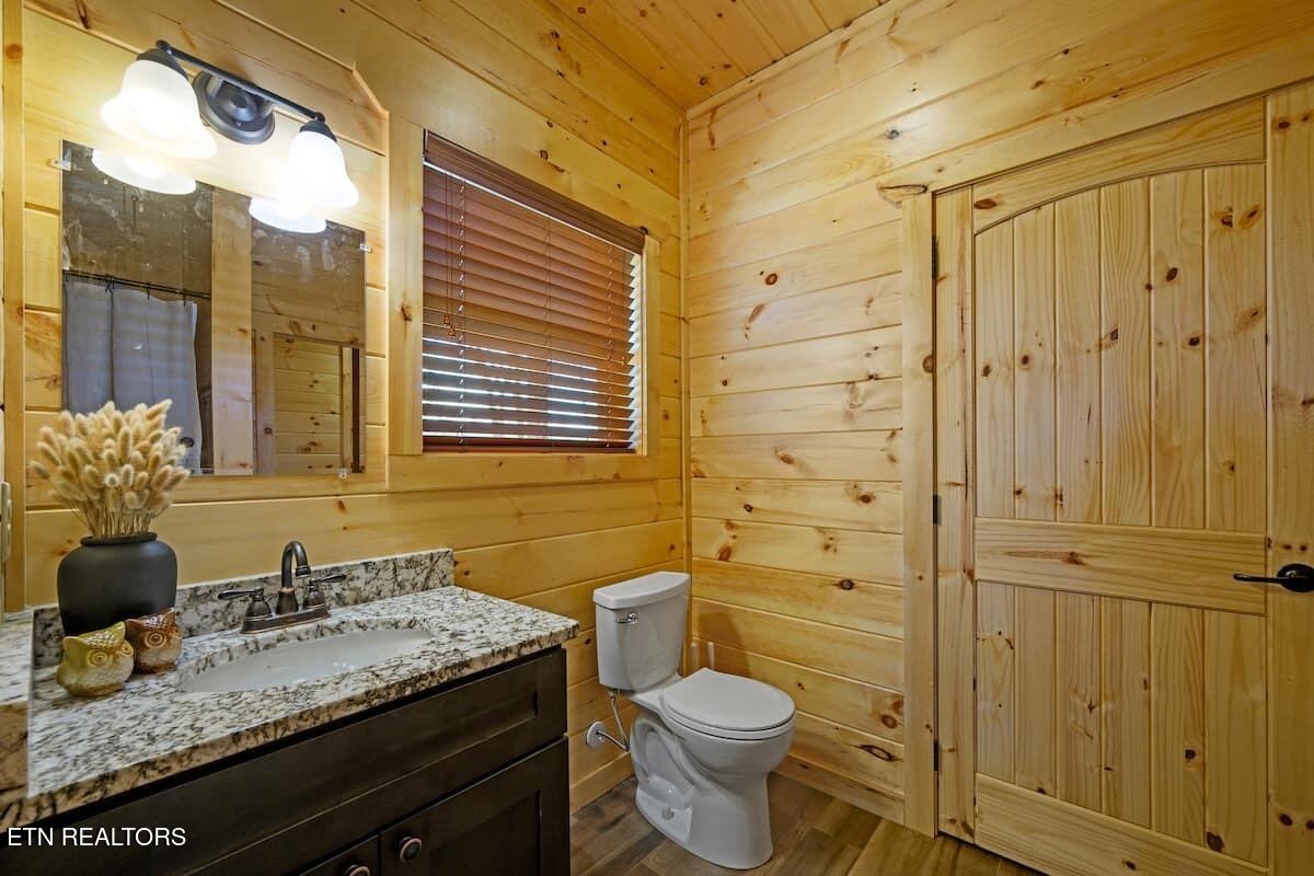 1808 Spring Hill Drive Sevierville TN 37876