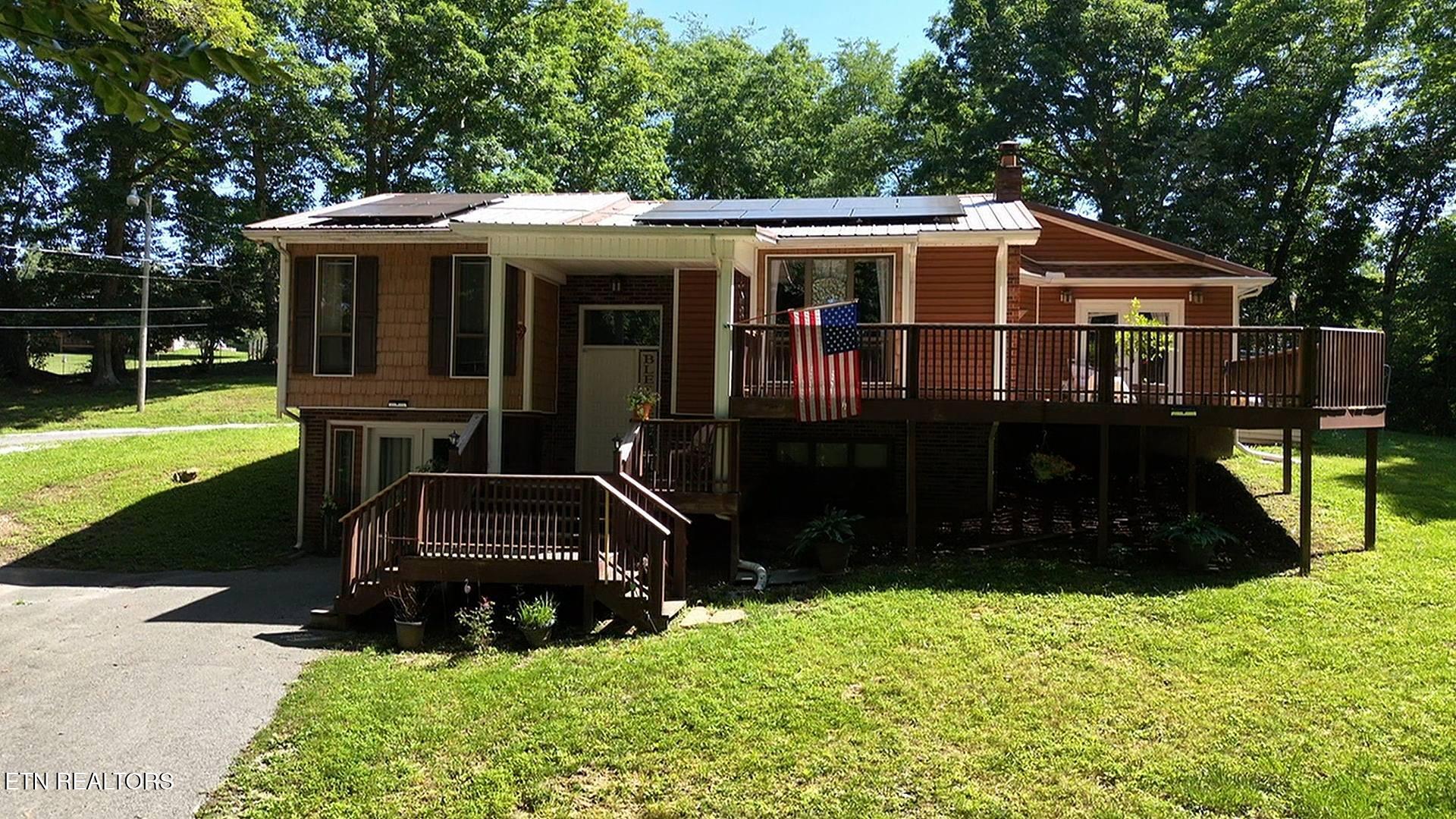 346 Hc Smith Drive Oneida TN 37841