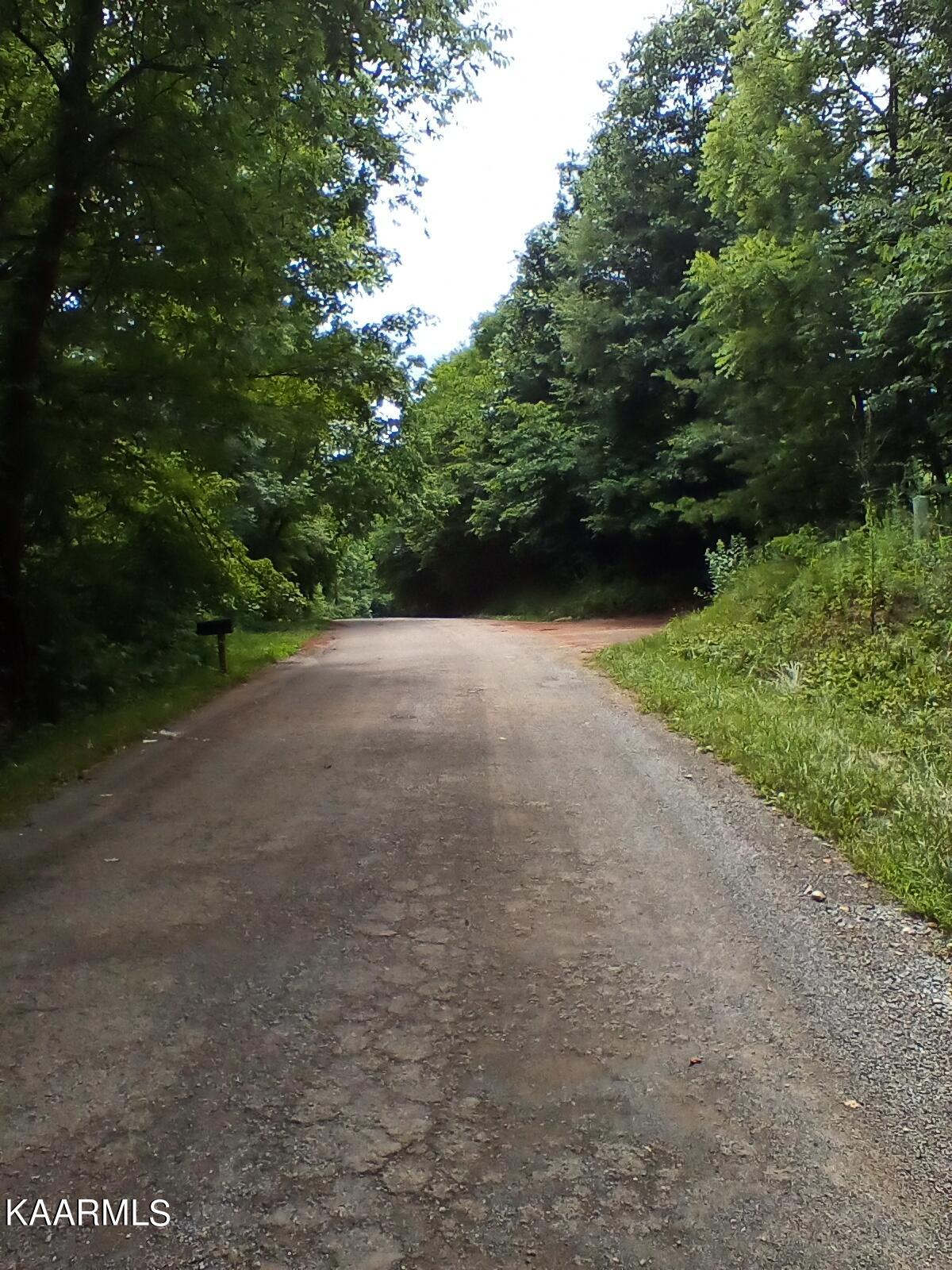 4913 Stump Road Maryville TN 37803