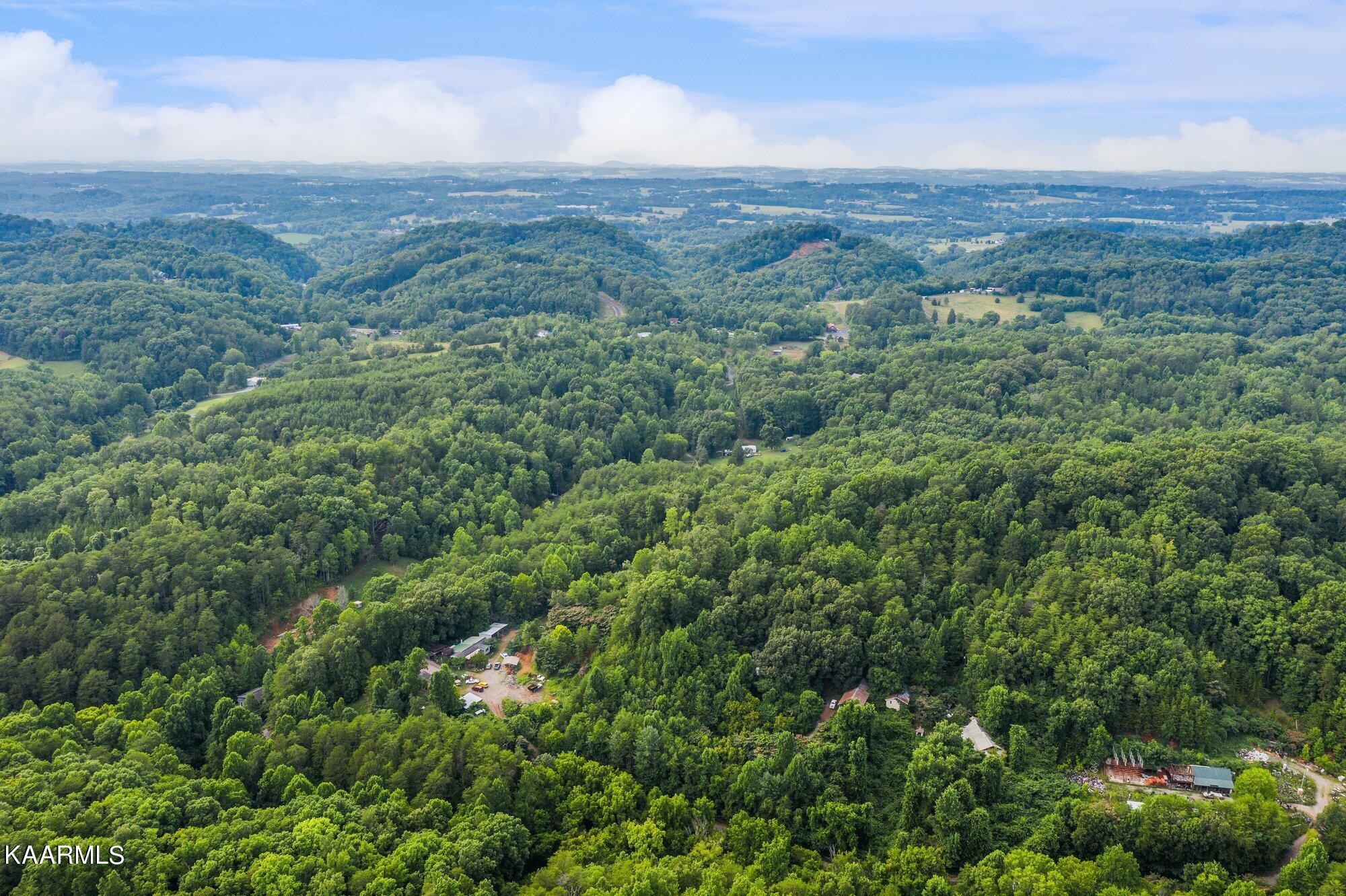 4913 Stump Road Maryville TN 37803