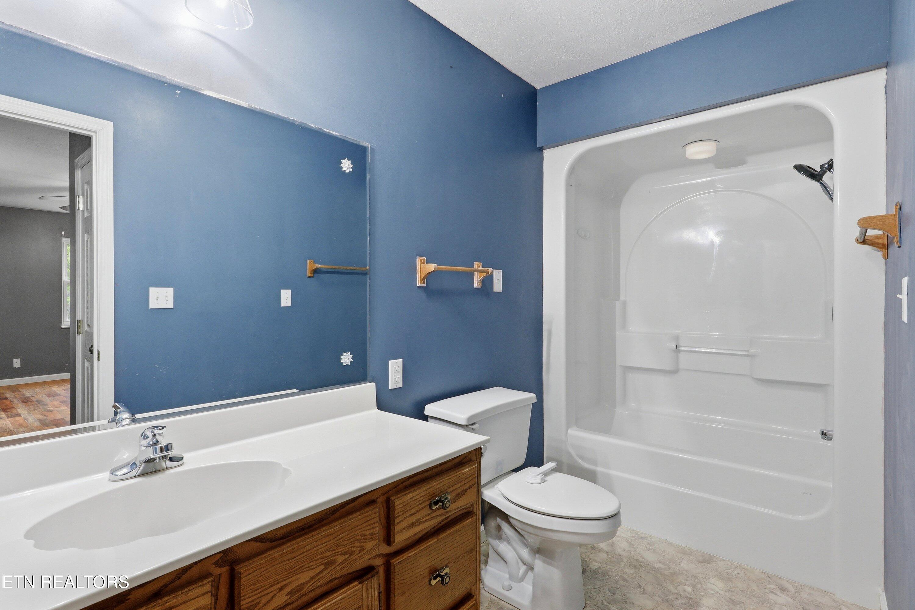 677 Bethel Road Clinton TN 37716