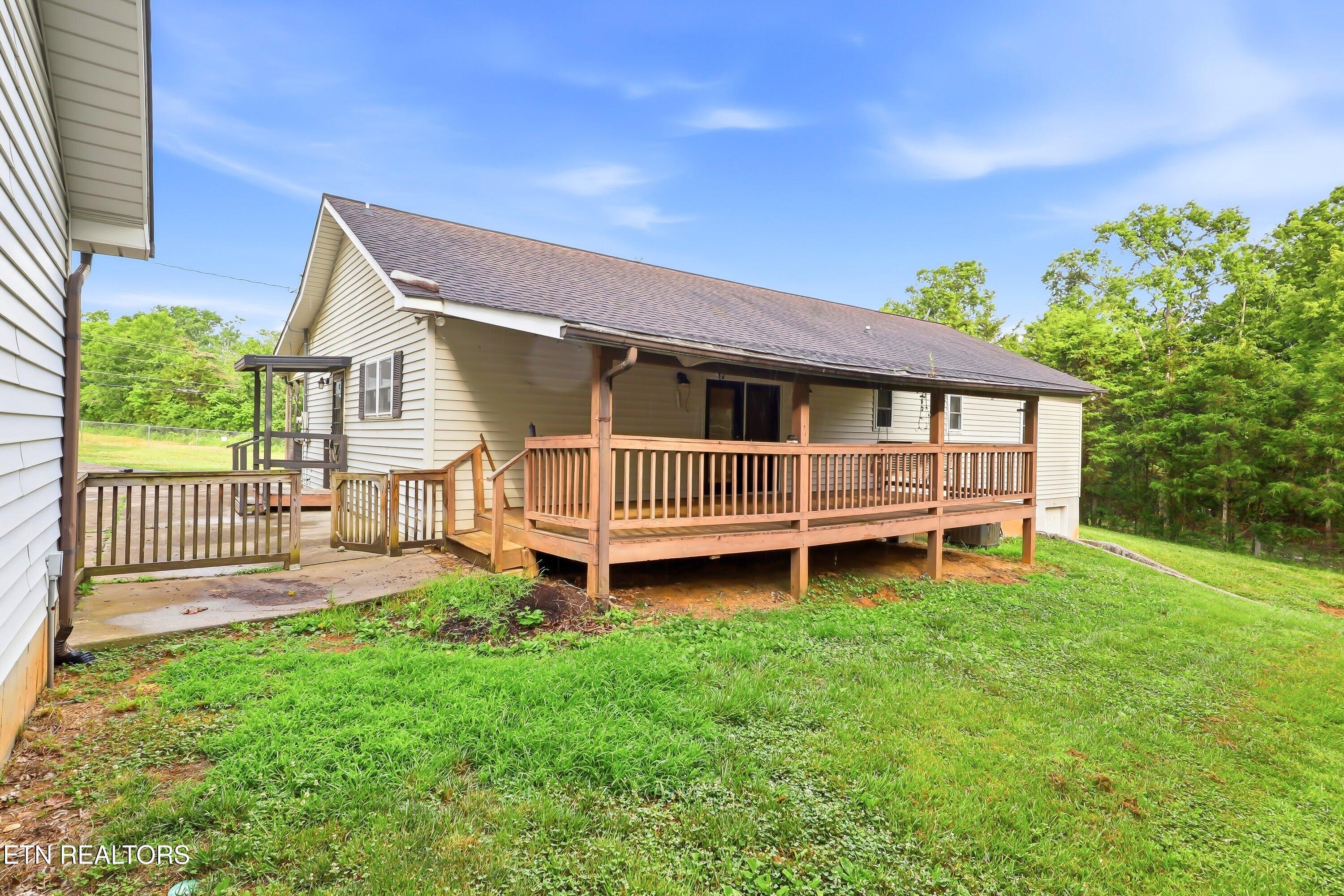 677 Bethel Road Clinton TN 37716