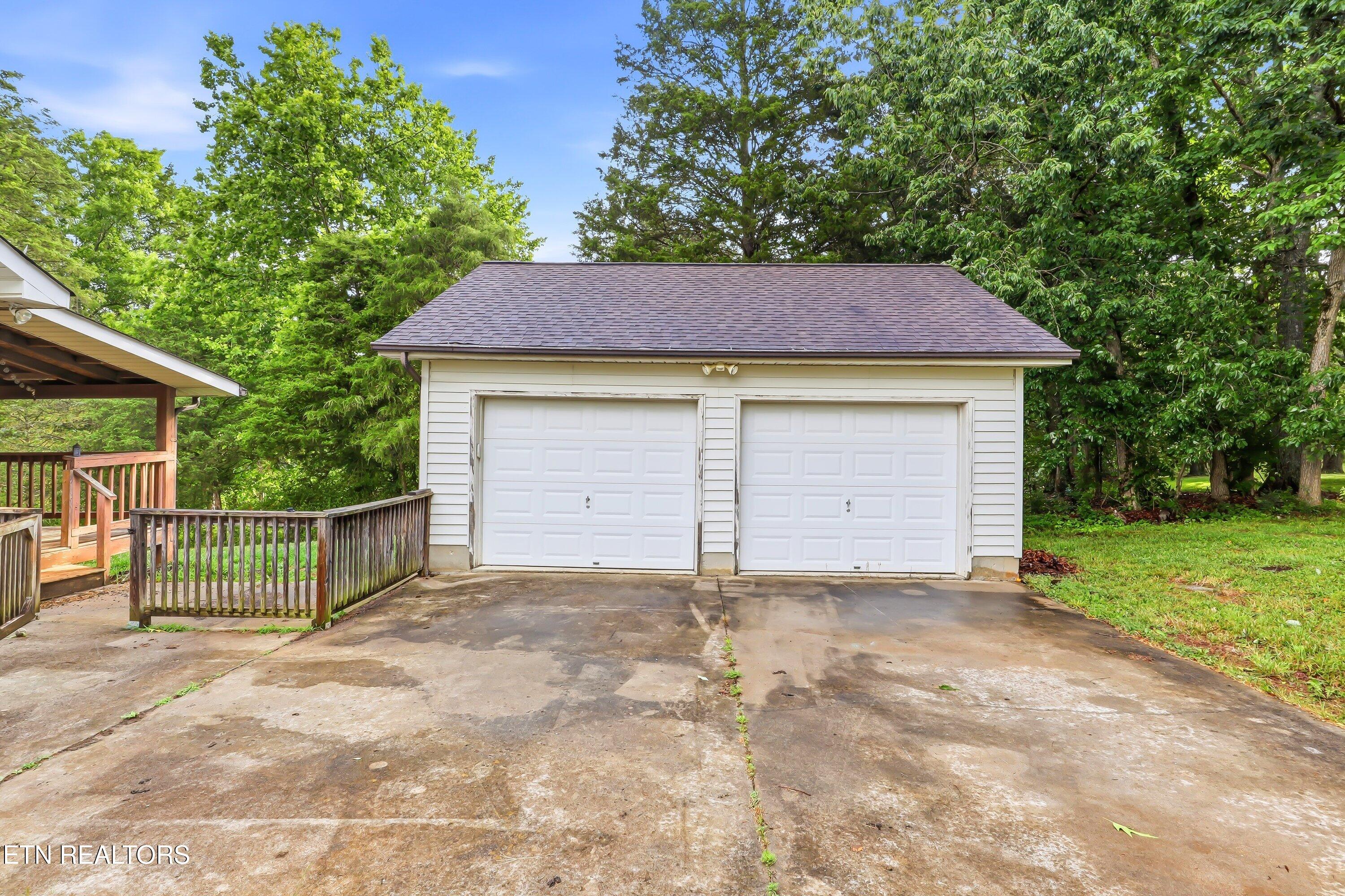 677 Bethel Road Clinton TN 37716