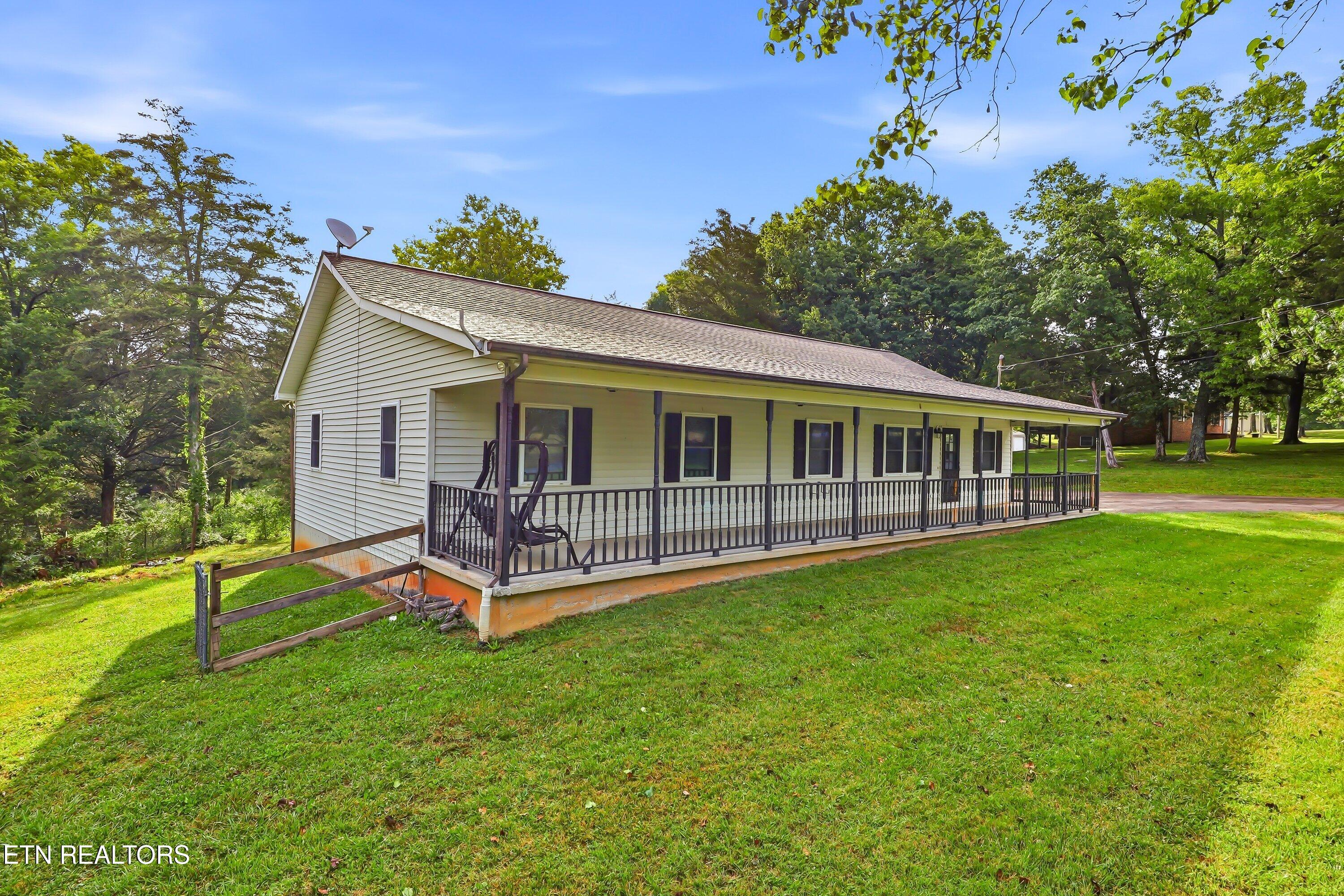 677 Bethel Road Clinton TN 37716