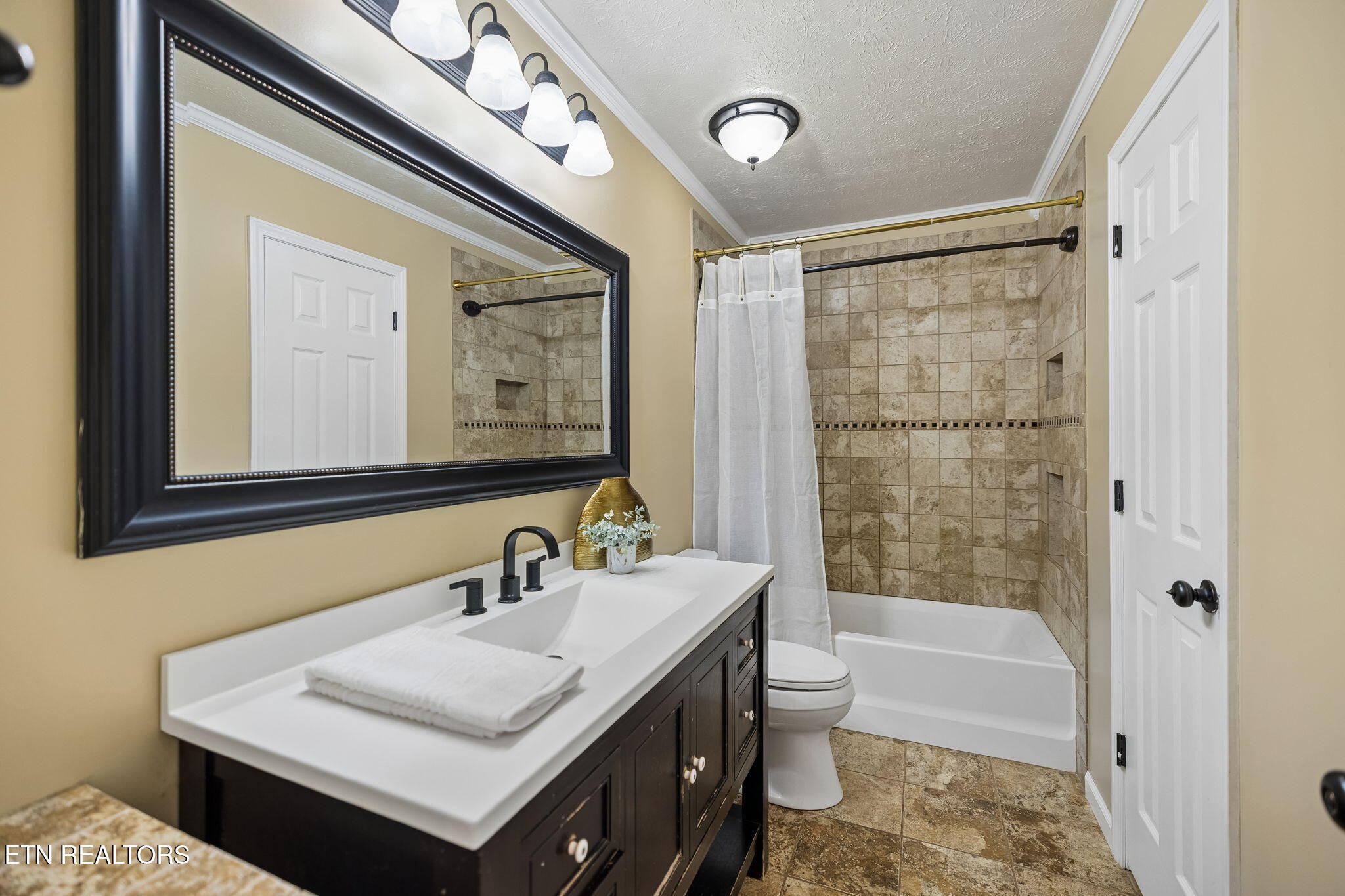 1617 Sundrop Drive Knoxville TN 37921