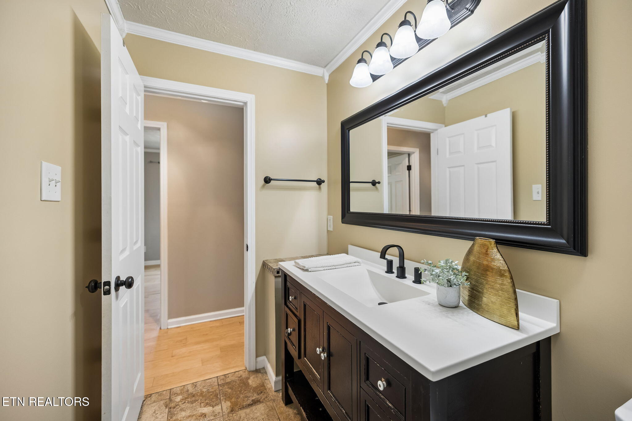 1617 Sundrop Drive Knoxville TN 37921