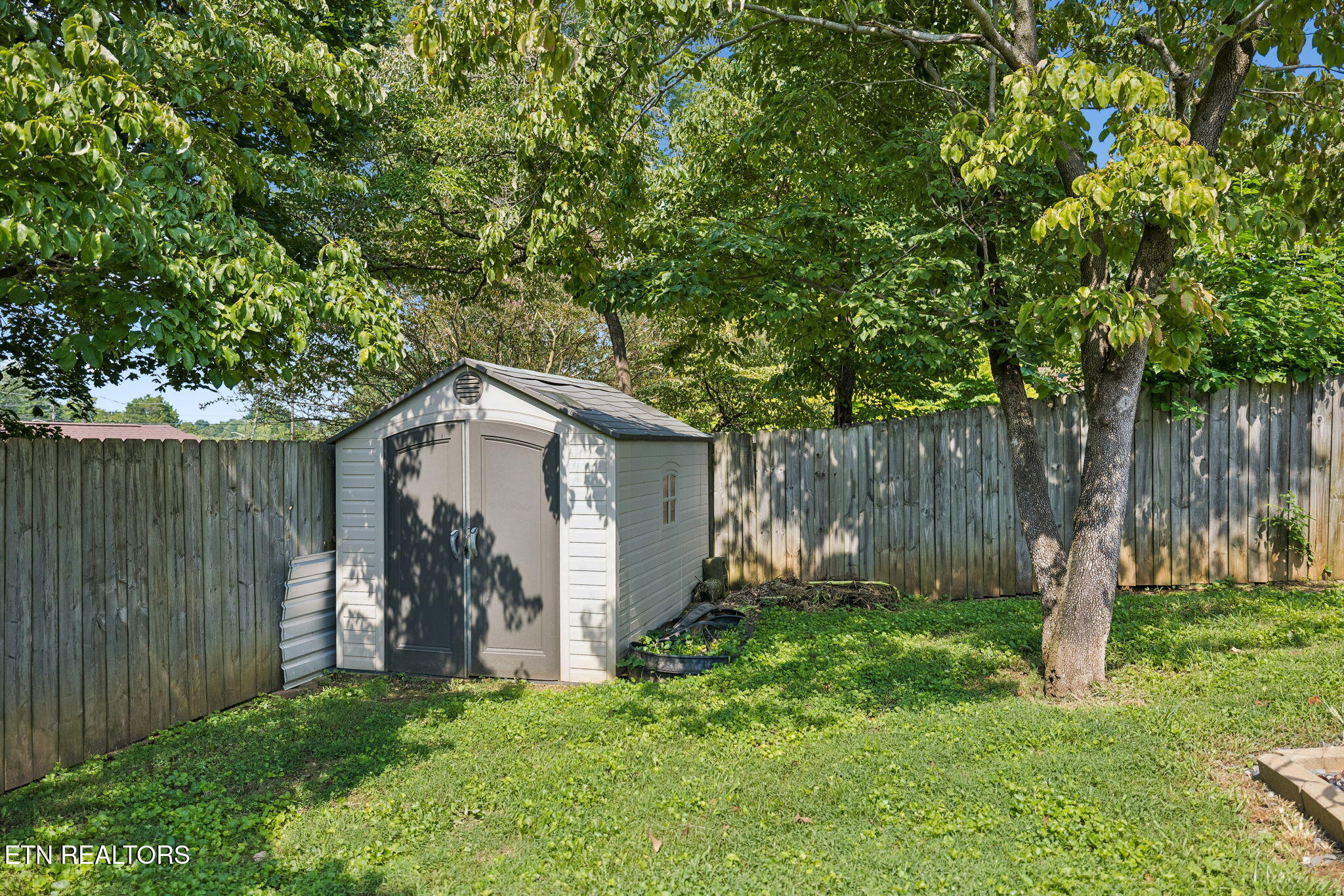 1617 Sundrop Drive Knoxville TN 37921
