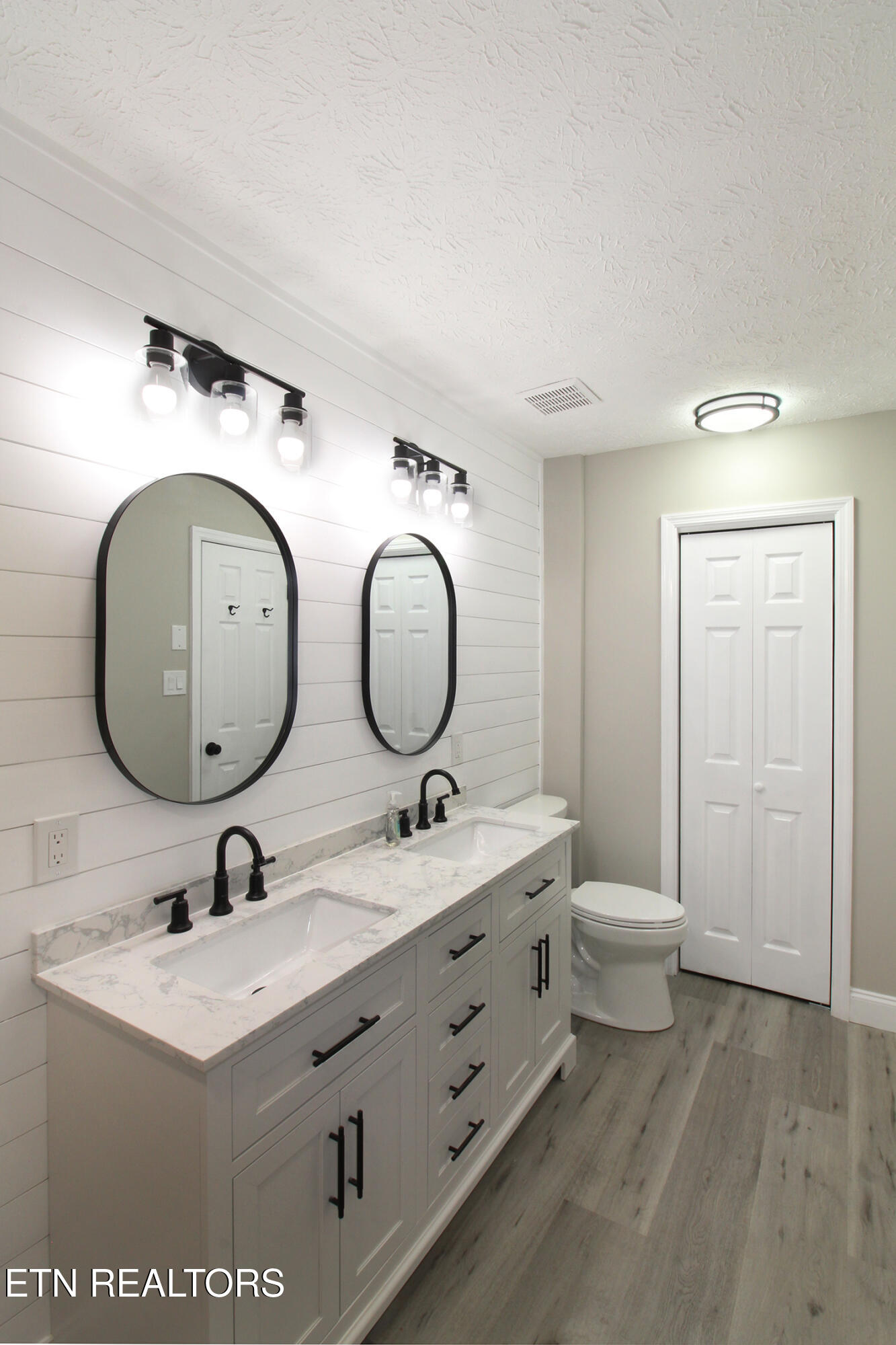 7804 Silverbridge Court Powell TN 37849