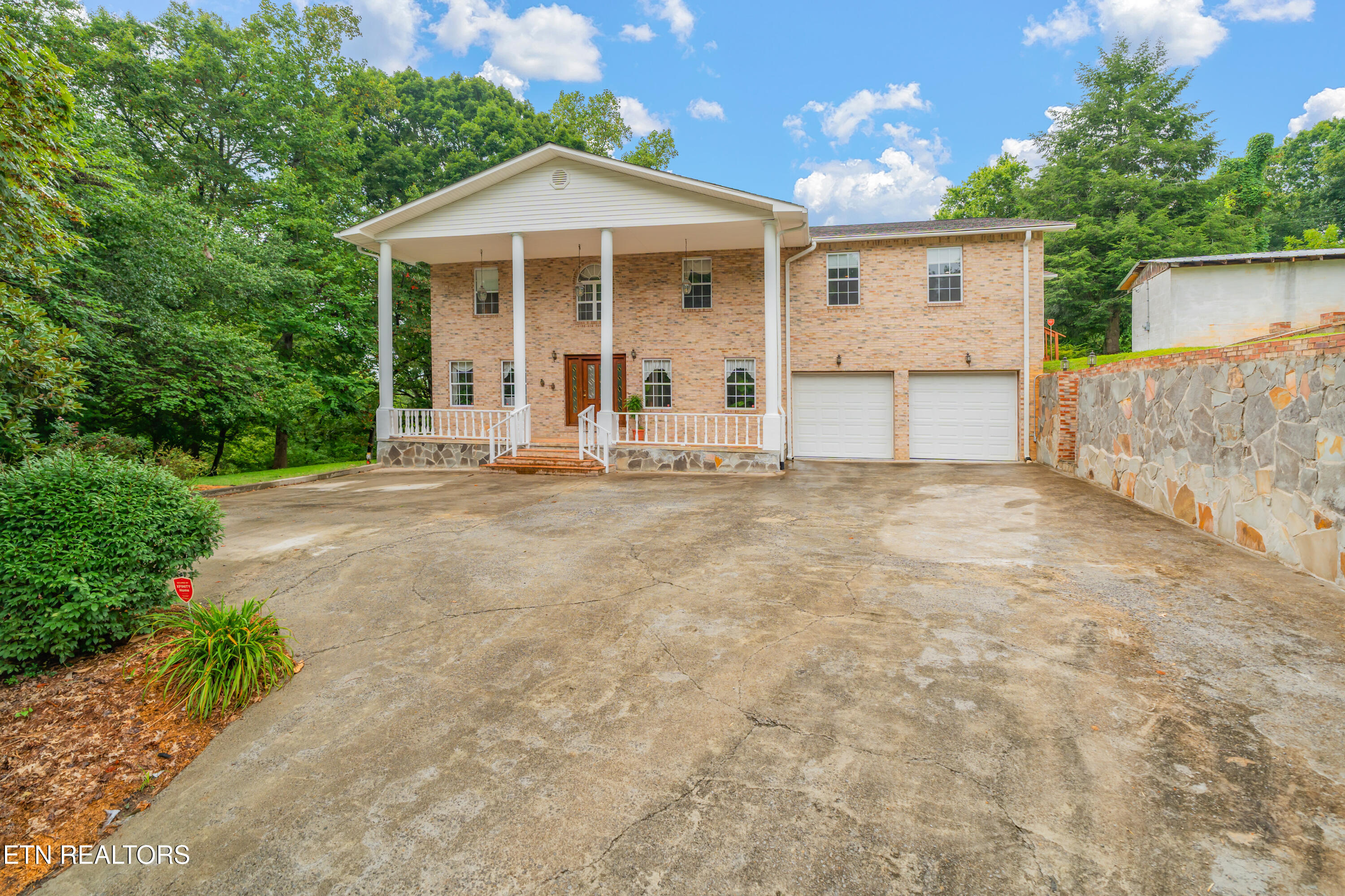 233 Duncan Hollow Road Harriman TN 37748