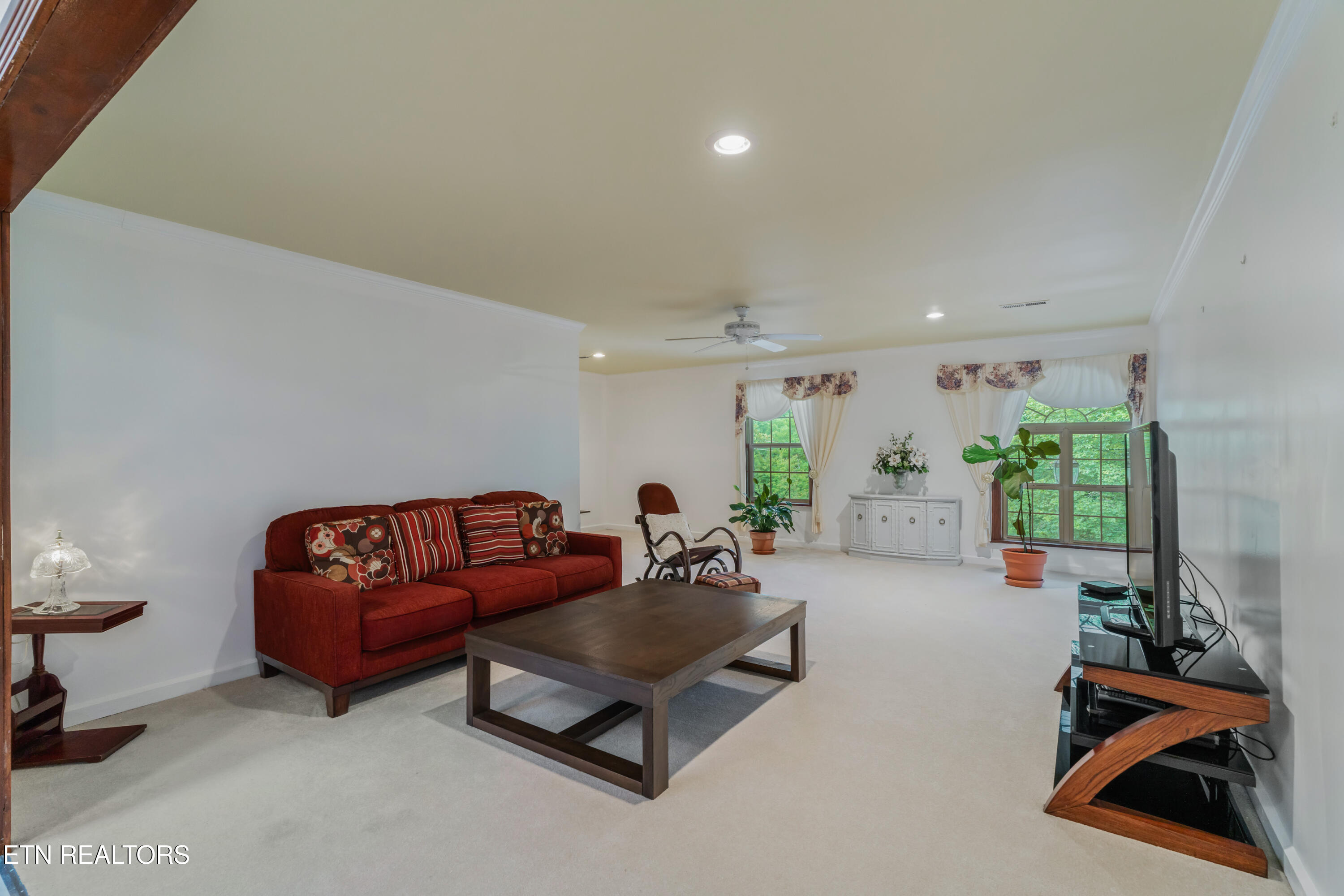 233 Duncan Hollow Road Harriman TN 37748